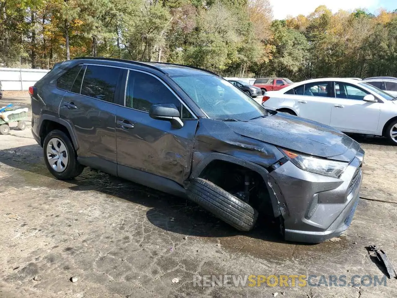 4 Photograph of a damaged car 2T3H1RFV7KC030264 TOYOTA RAV4 2019