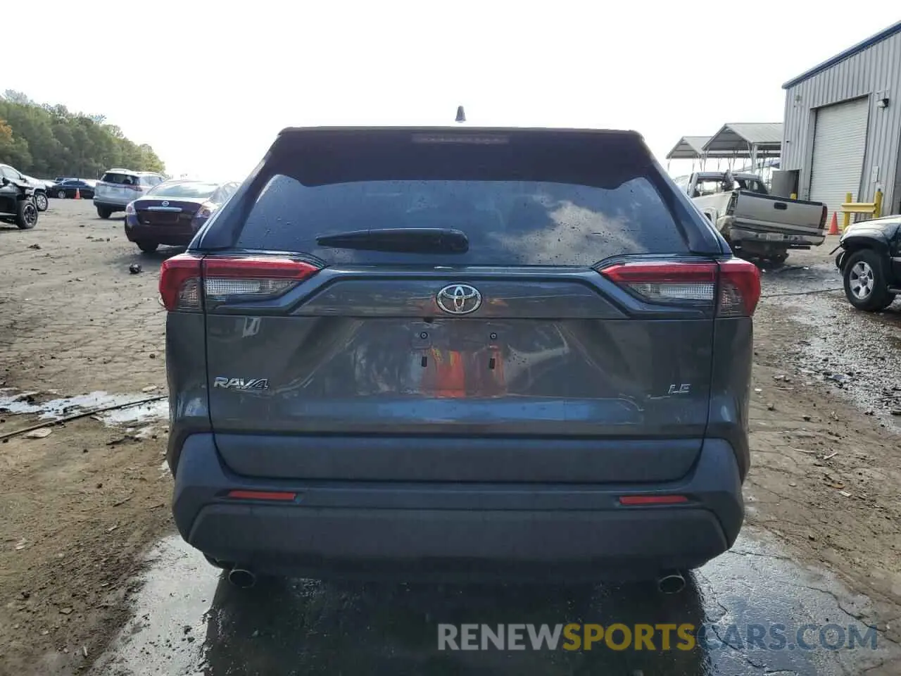 6 Photograph of a damaged car 2T3H1RFV7KC030264 TOYOTA RAV4 2019