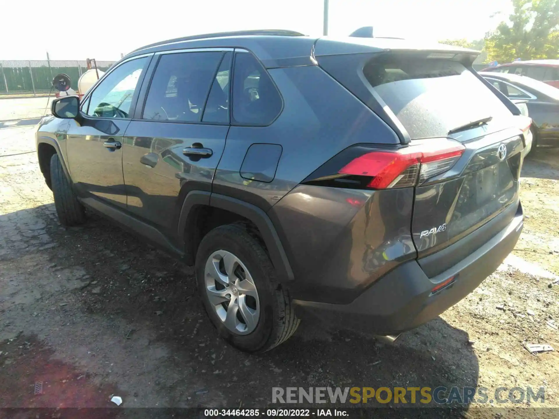 3 Photograph of a damaged car 2T3H1RFV7KW027654 TOYOTA RAV4 2019