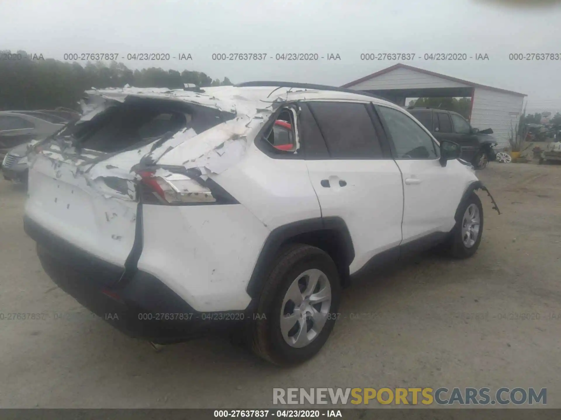 4 Photograph of a damaged car 2T3H1RFV7KW027752 TOYOTA RAV4 2019