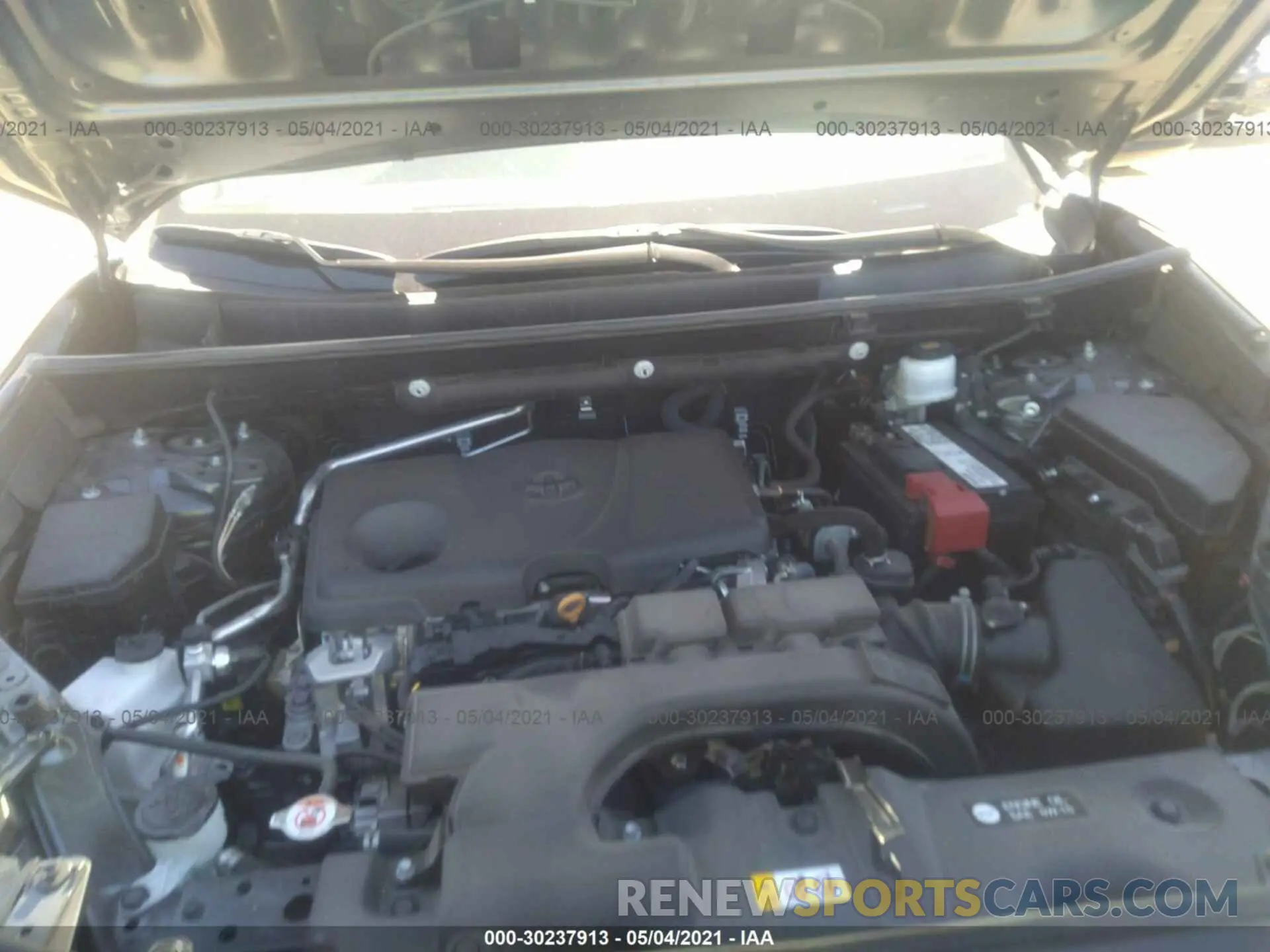 10 Photograph of a damaged car 2T3H1RFV7KW029789 TOYOTA RAV4 2019