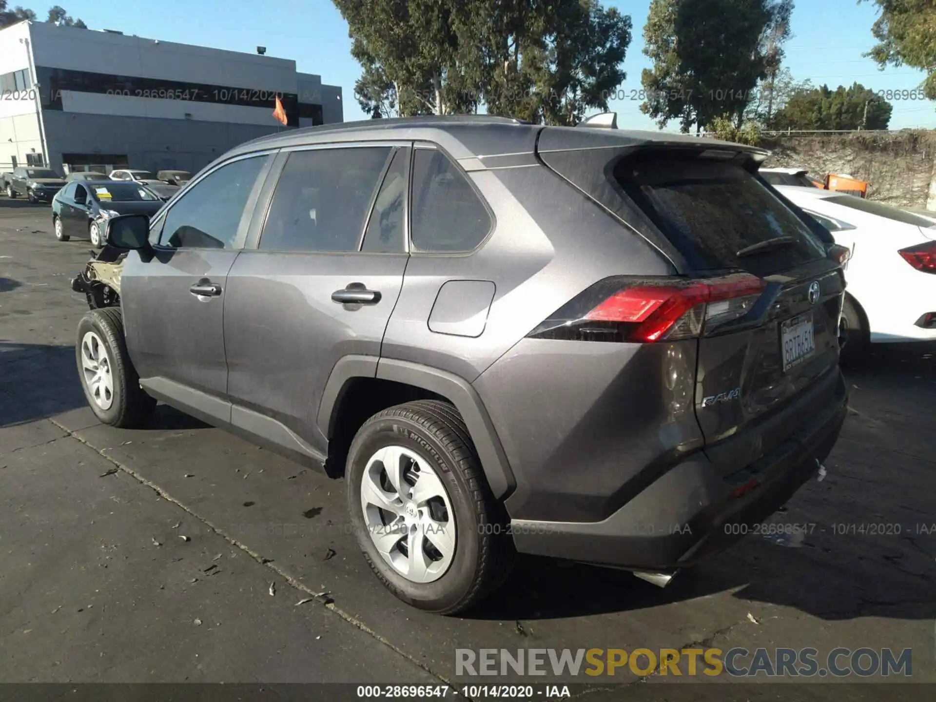 3 Photograph of a damaged car 2T3H1RFV7KW045720 TOYOTA RAV4 2019