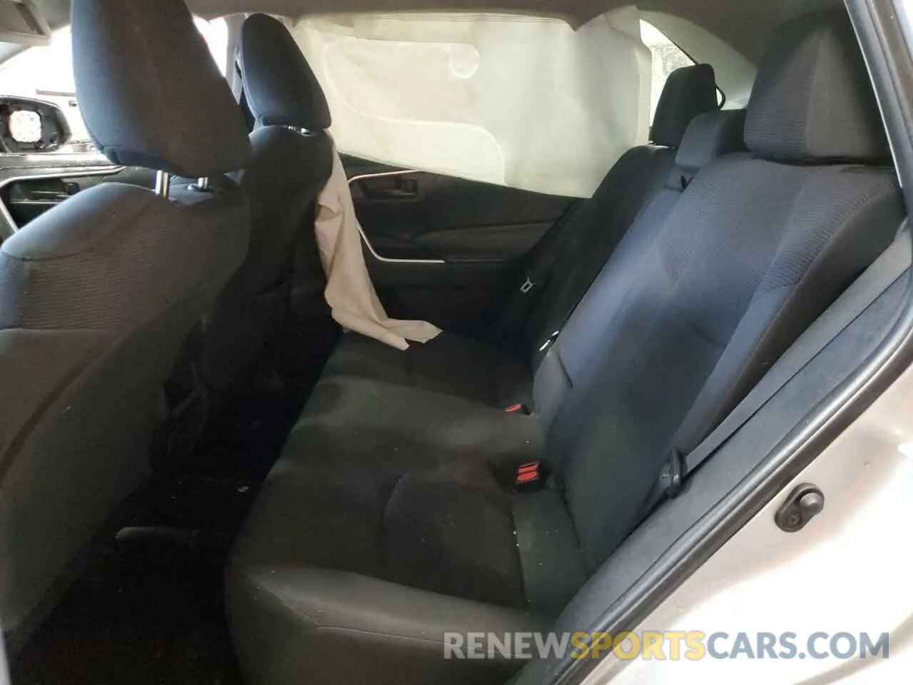 11 Photograph of a damaged car 2T3H1RFV7KW054174 TOYOTA RAV4 2019