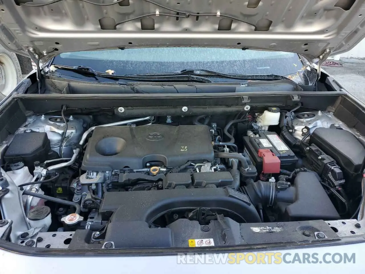 12 Photograph of a damaged car 2T3H1RFV7KW057544 TOYOTA RAV4 2019