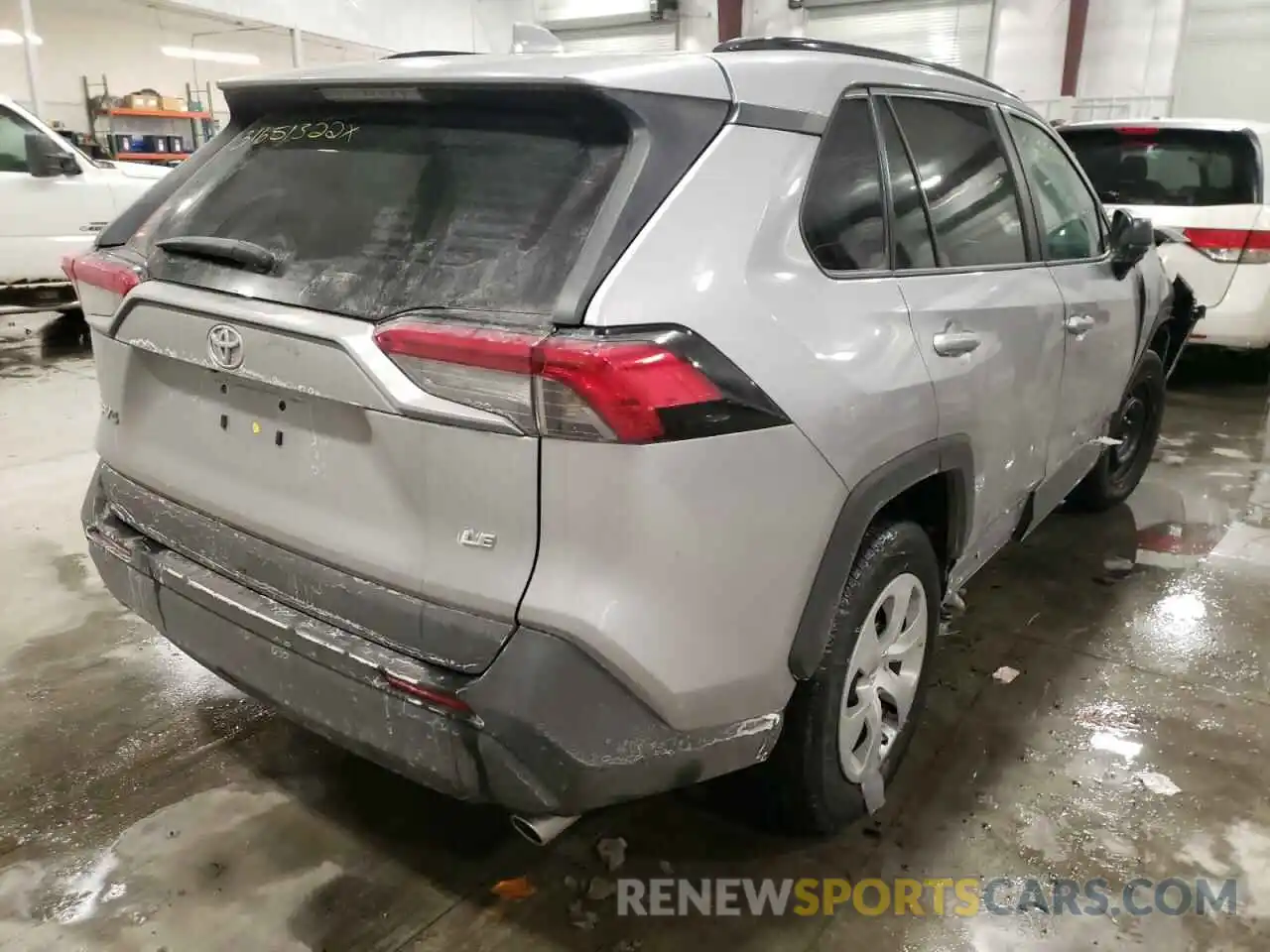 4 Photograph of a damaged car 2T3H1RFV8KC001162 TOYOTA RAV4 2019