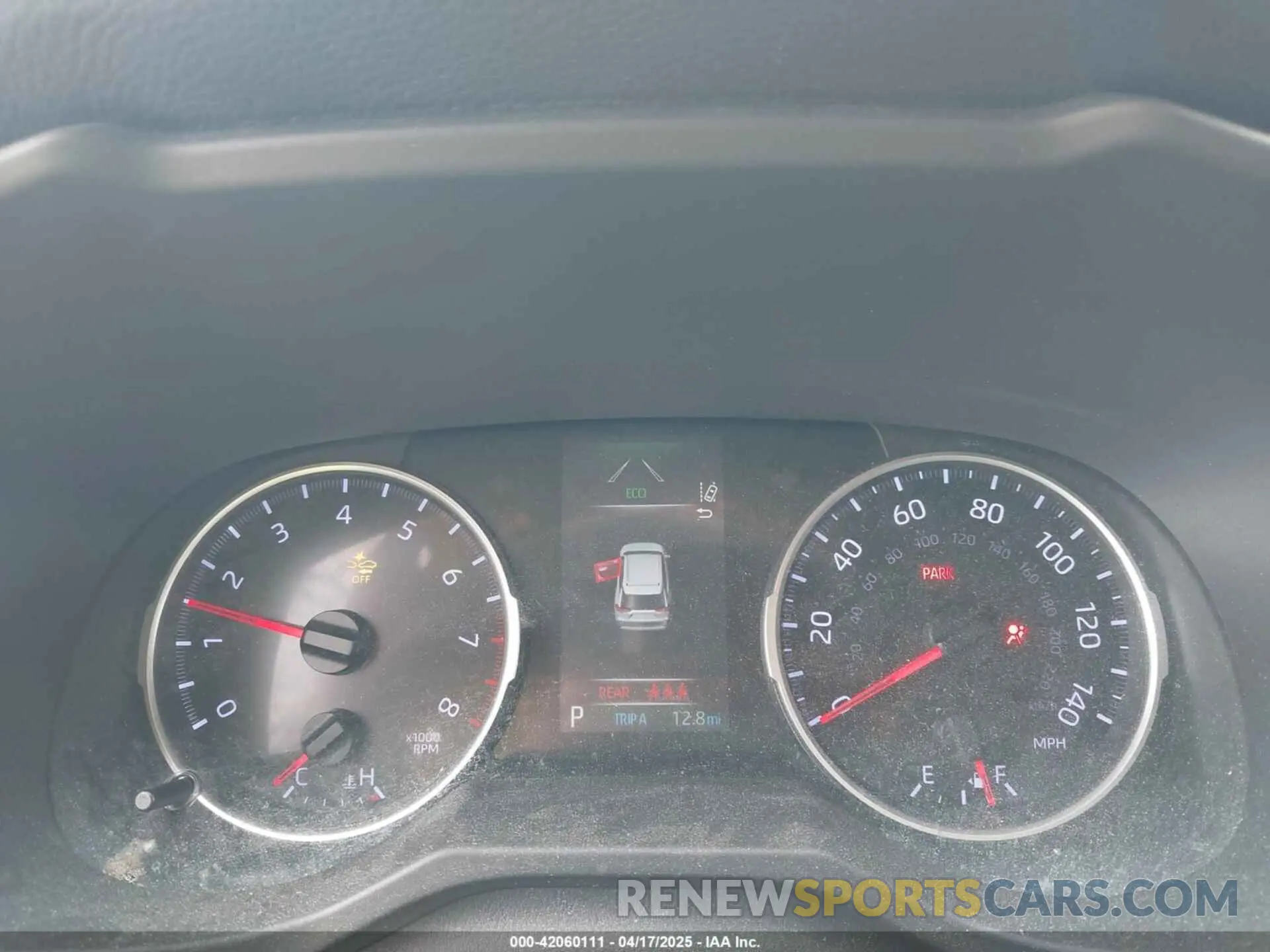 7 Photograph of a damaged car 2T3H1RFV8KW002939 TOYOTA RAV4 2019