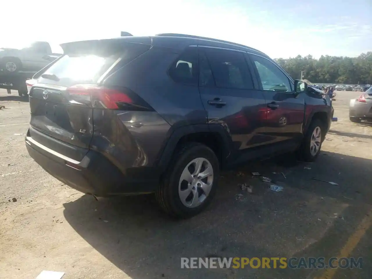 4 Photograph of a damaged car 2T3H1RFV8KW012855 TOYOTA RAV4 2019