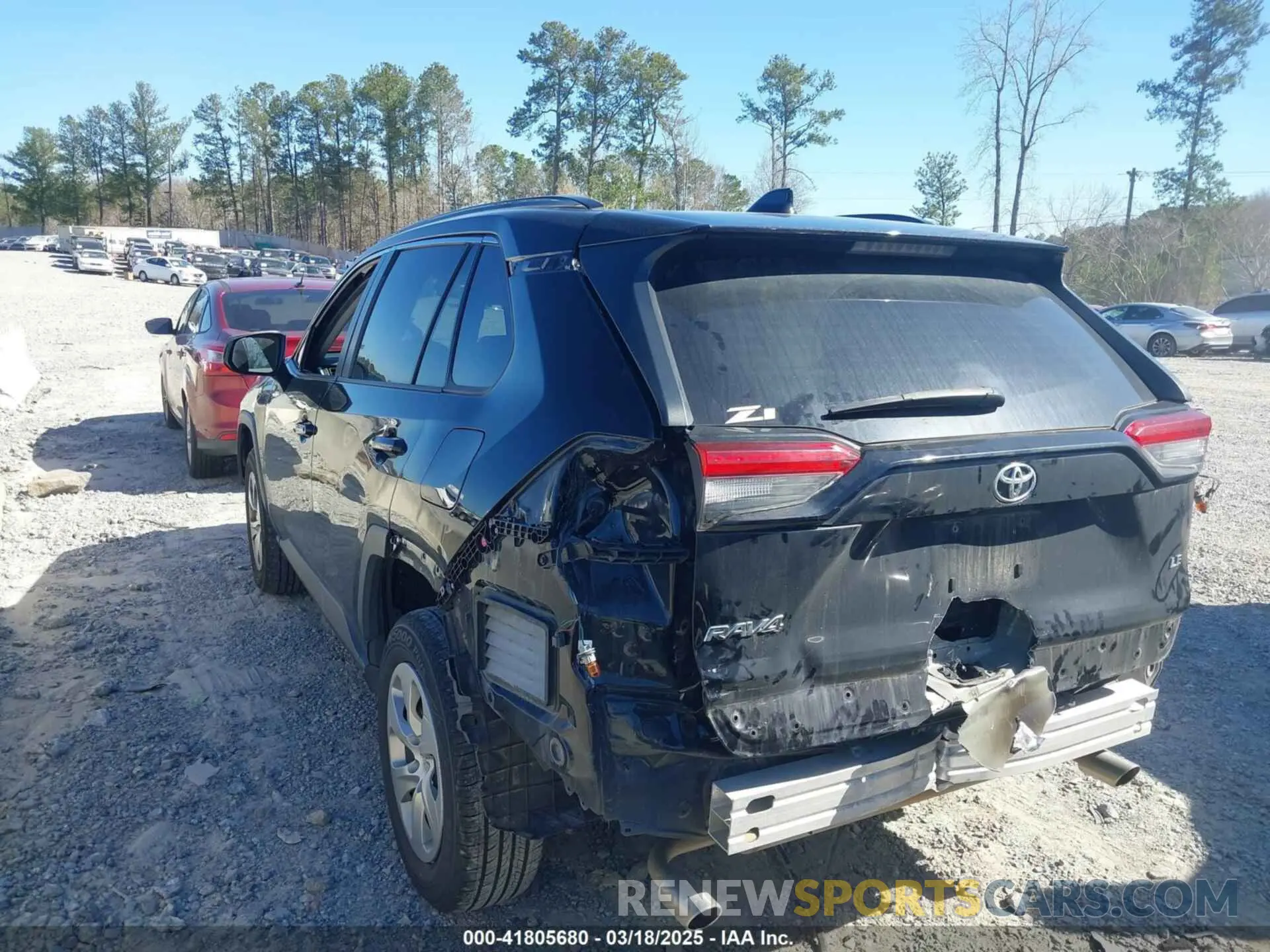 14 Photograph of a damaged car 2T3H1RFV8KW013553 TOYOTA RAV4 2019