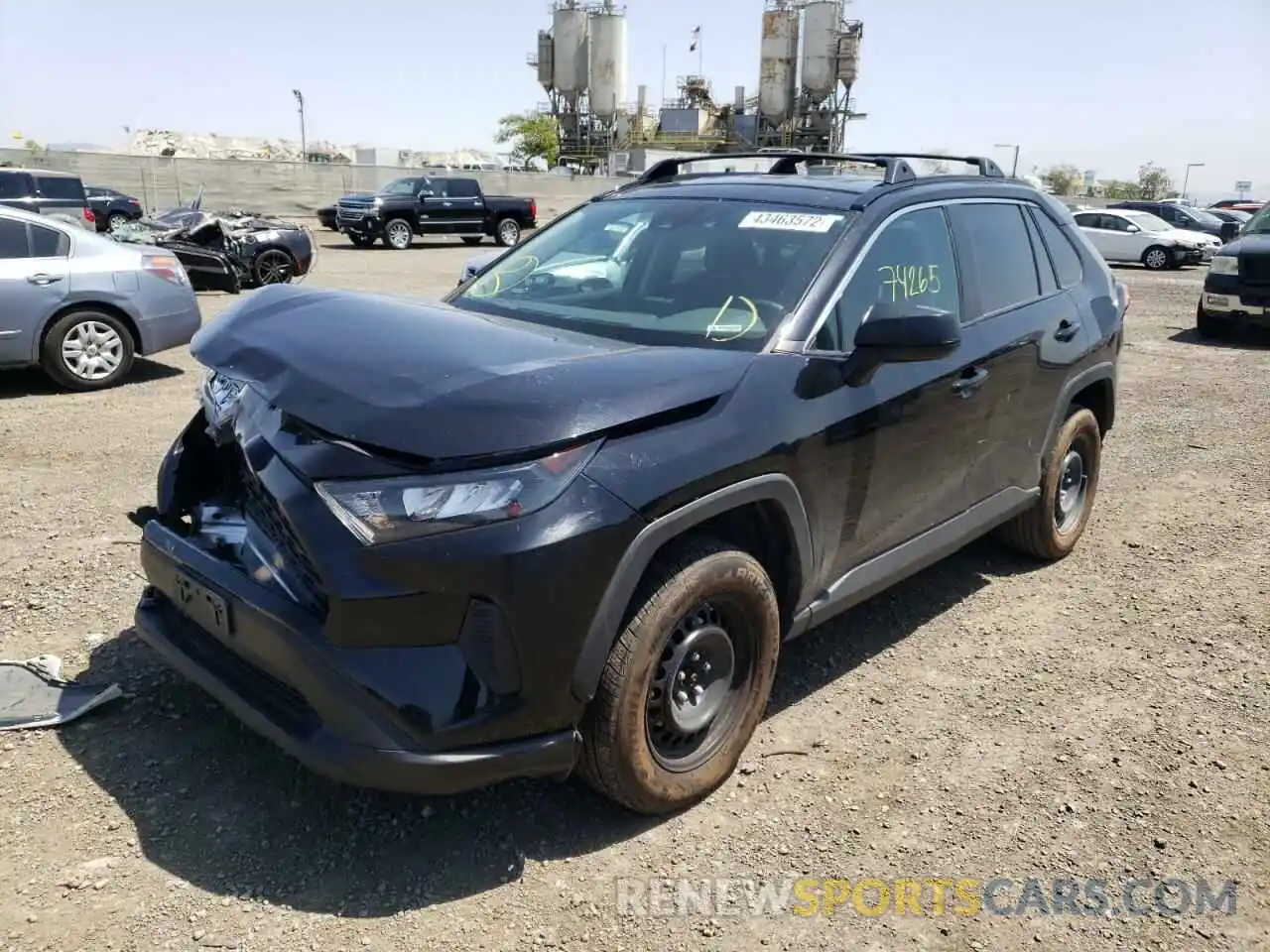 2 Photograph of a damaged car 2T3H1RFV8KW015030 TOYOTA RAV4 2019