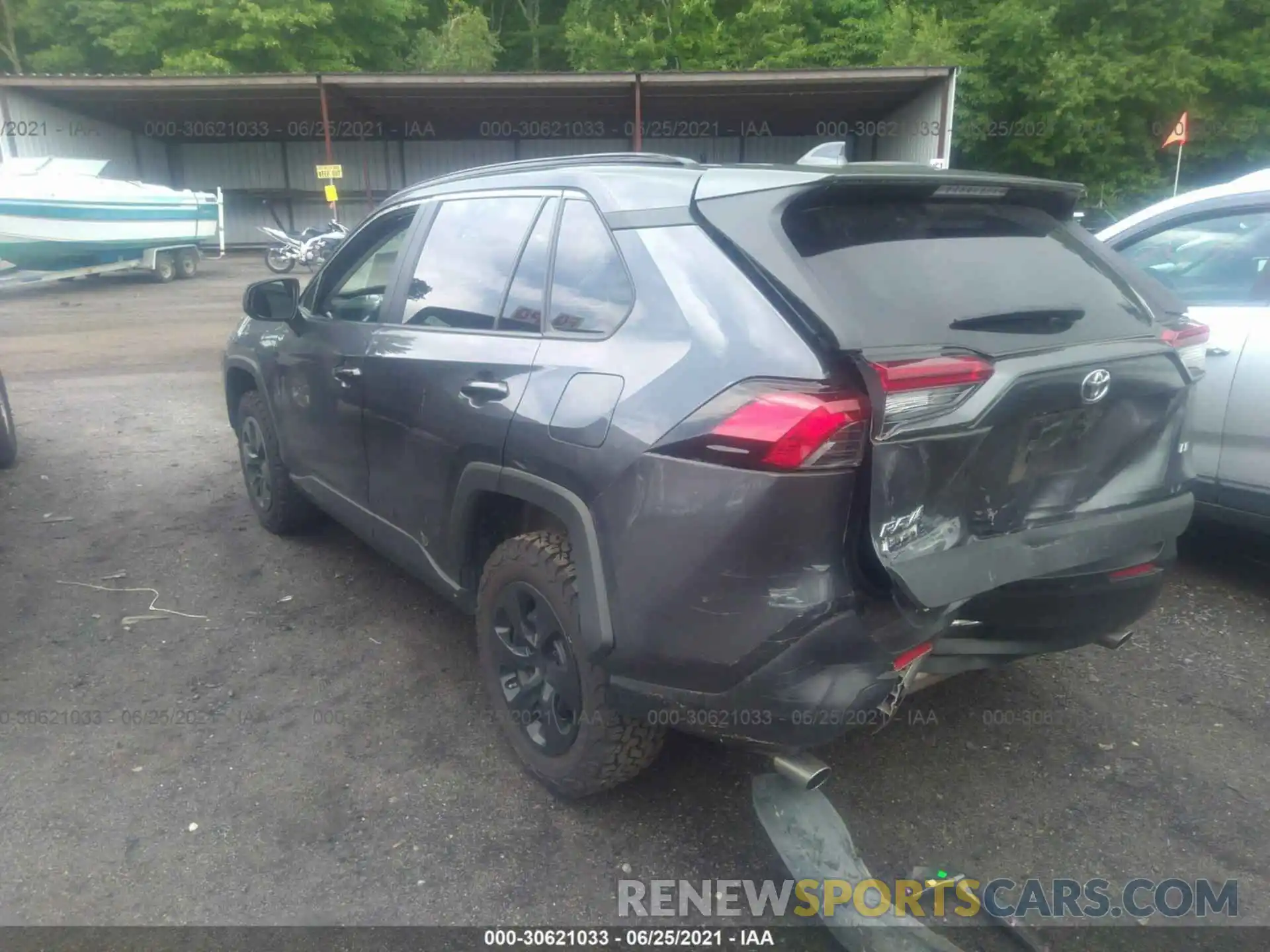 3 Photograph of a damaged car 2T3H1RFV8KW034015 TOYOTA RAV4 2019