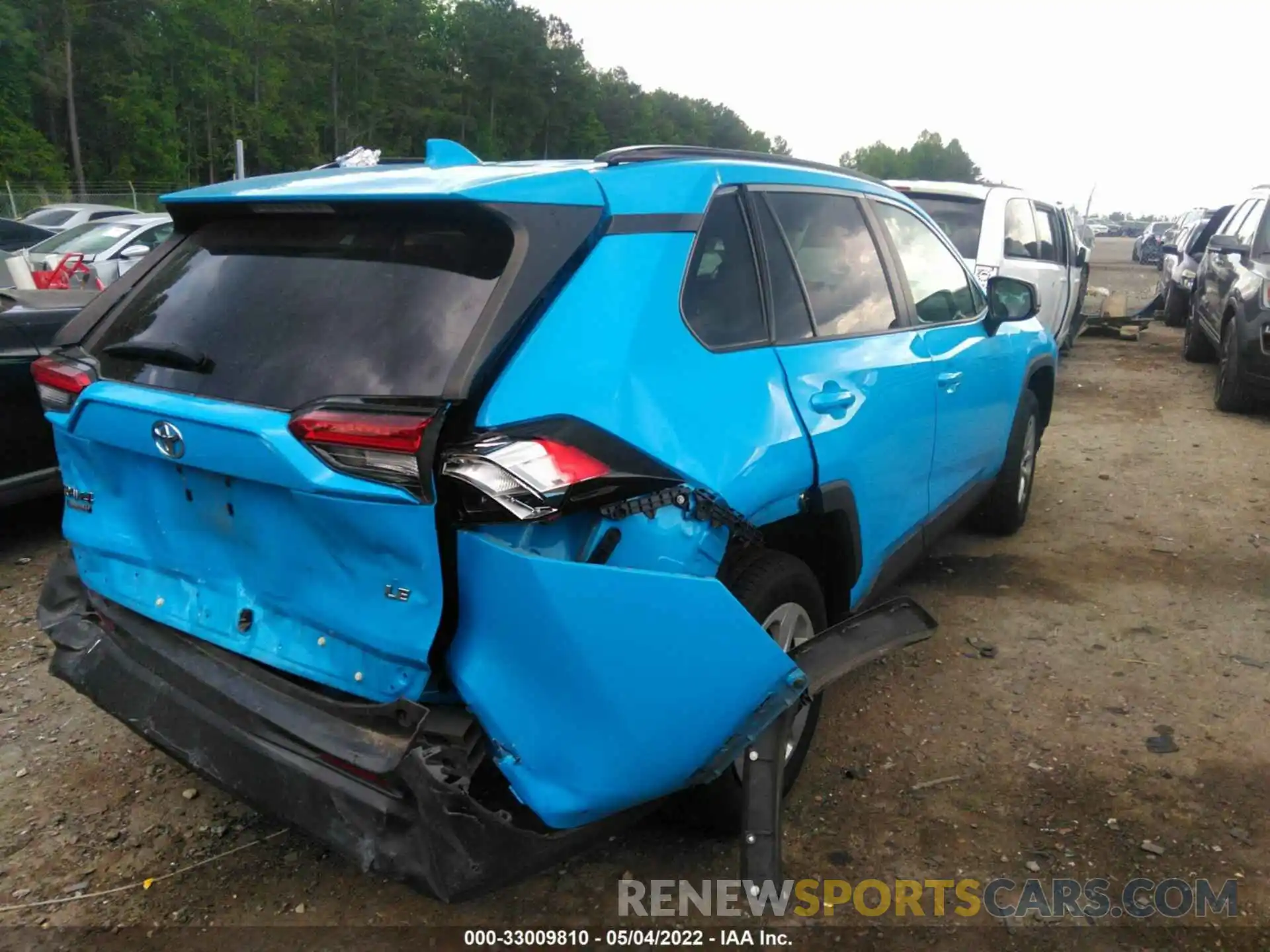 4 Photograph of a damaged car 2T3H1RFV8KW035987 TOYOTA RAV4 2019