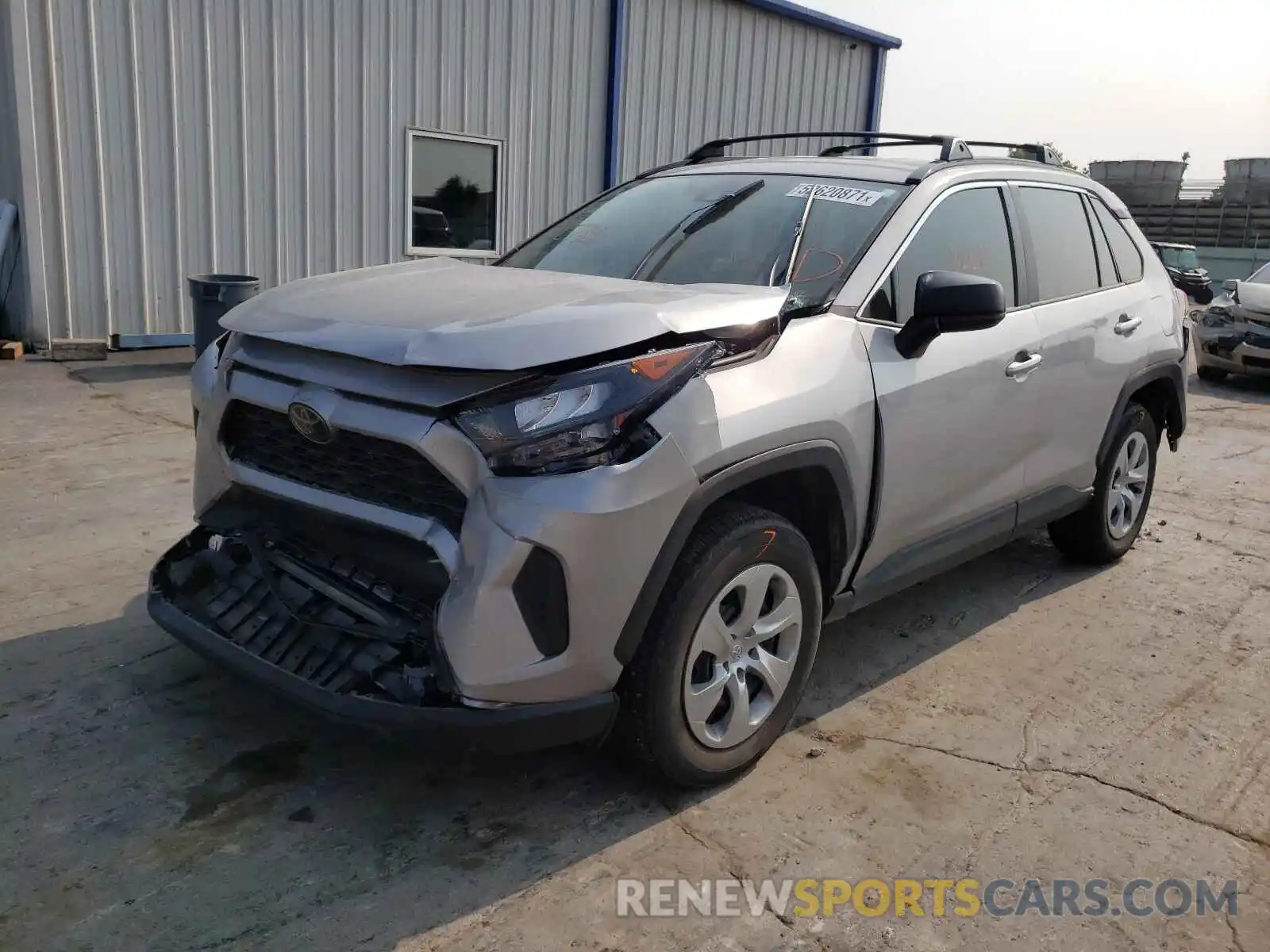 2 Photograph of a damaged car 2T3H1RFV8KW038842 TOYOTA RAV4 2019