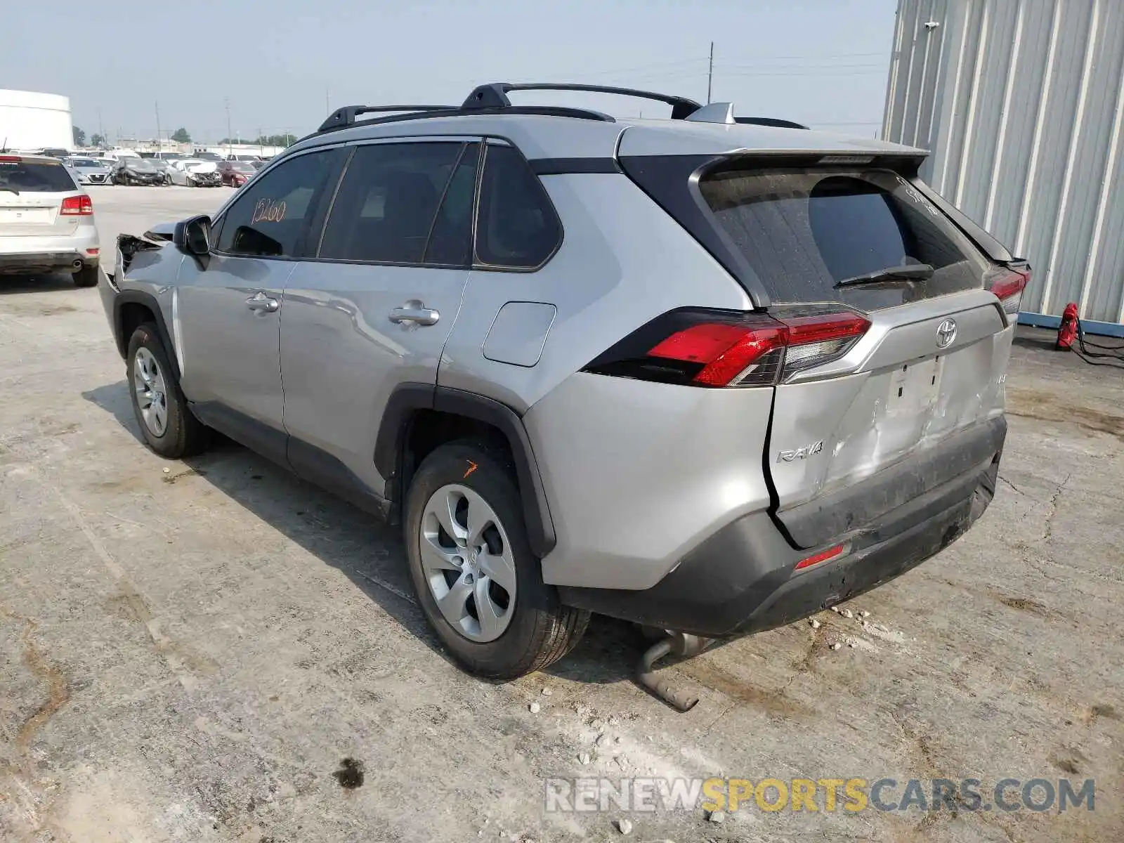 3 Photograph of a damaged car 2T3H1RFV8KW038842 TOYOTA RAV4 2019