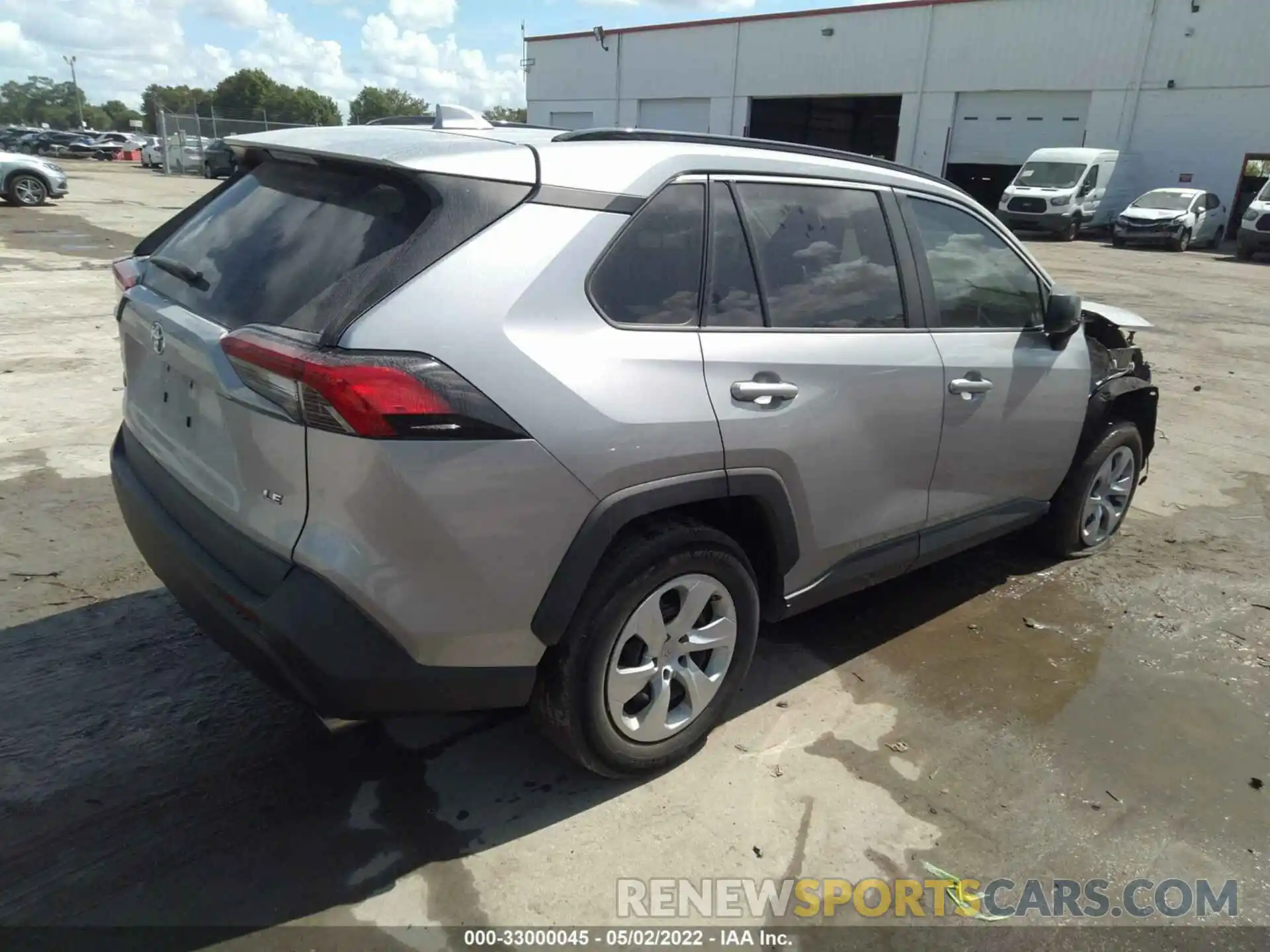 4 Photograph of a damaged car 2T3H1RFV8KW041319 TOYOTA RAV4 2019