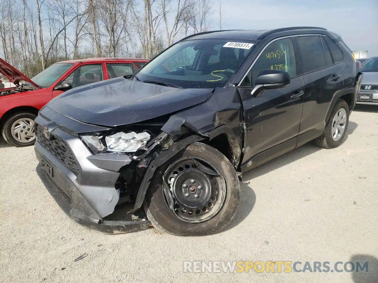 2 Photograph of a damaged car 2T3H1RFV8KW048349 TOYOTA RAV4 2019