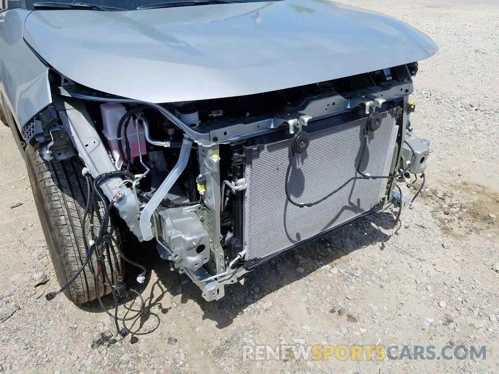 9 Photograph of a damaged car 2T3H1RFV8KW052322 TOYOTA RAV4 2019