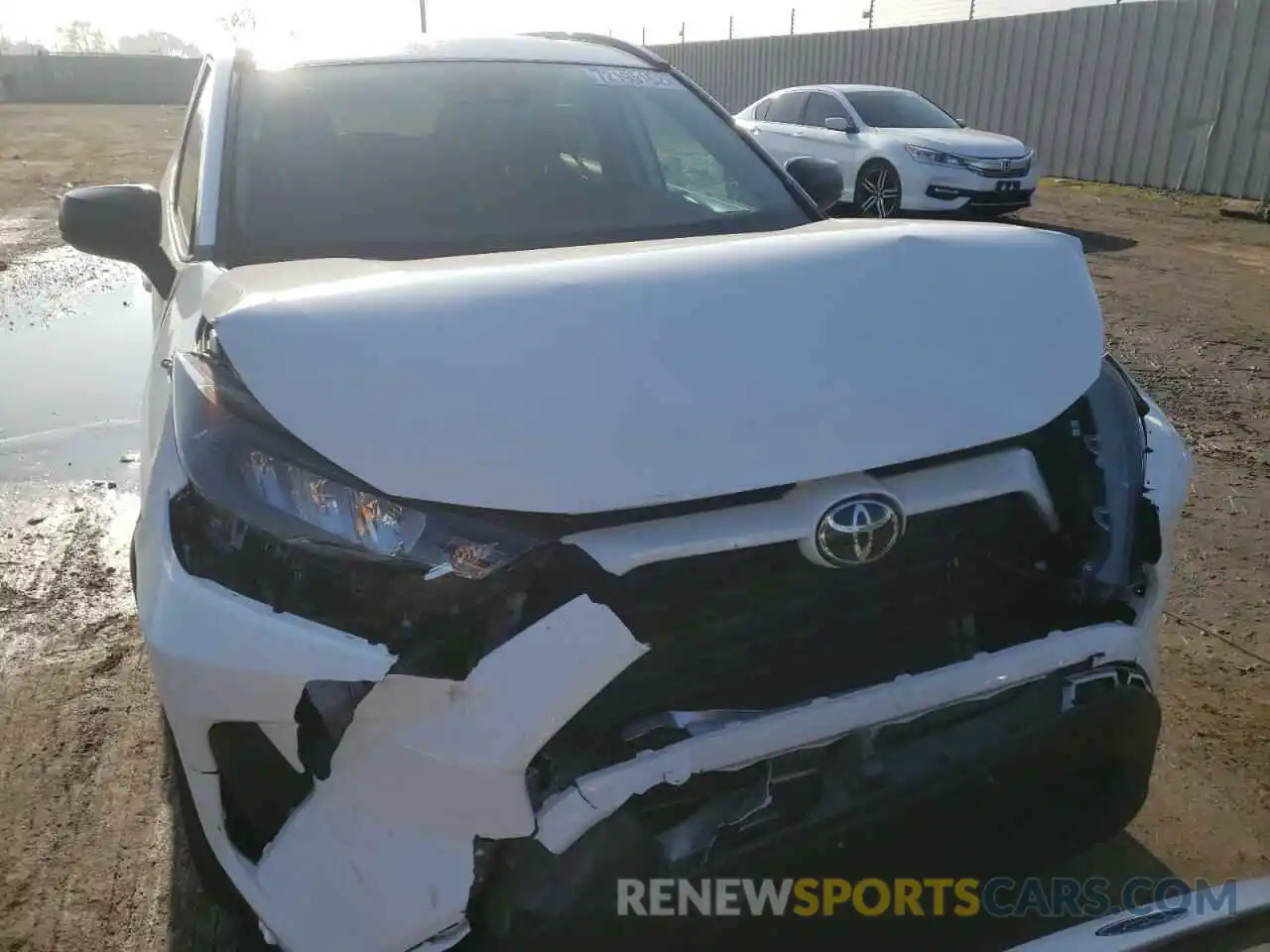 5 Photograph of a damaged car 2T3H1RFV9KC019993 TOYOTA RAV4 2019