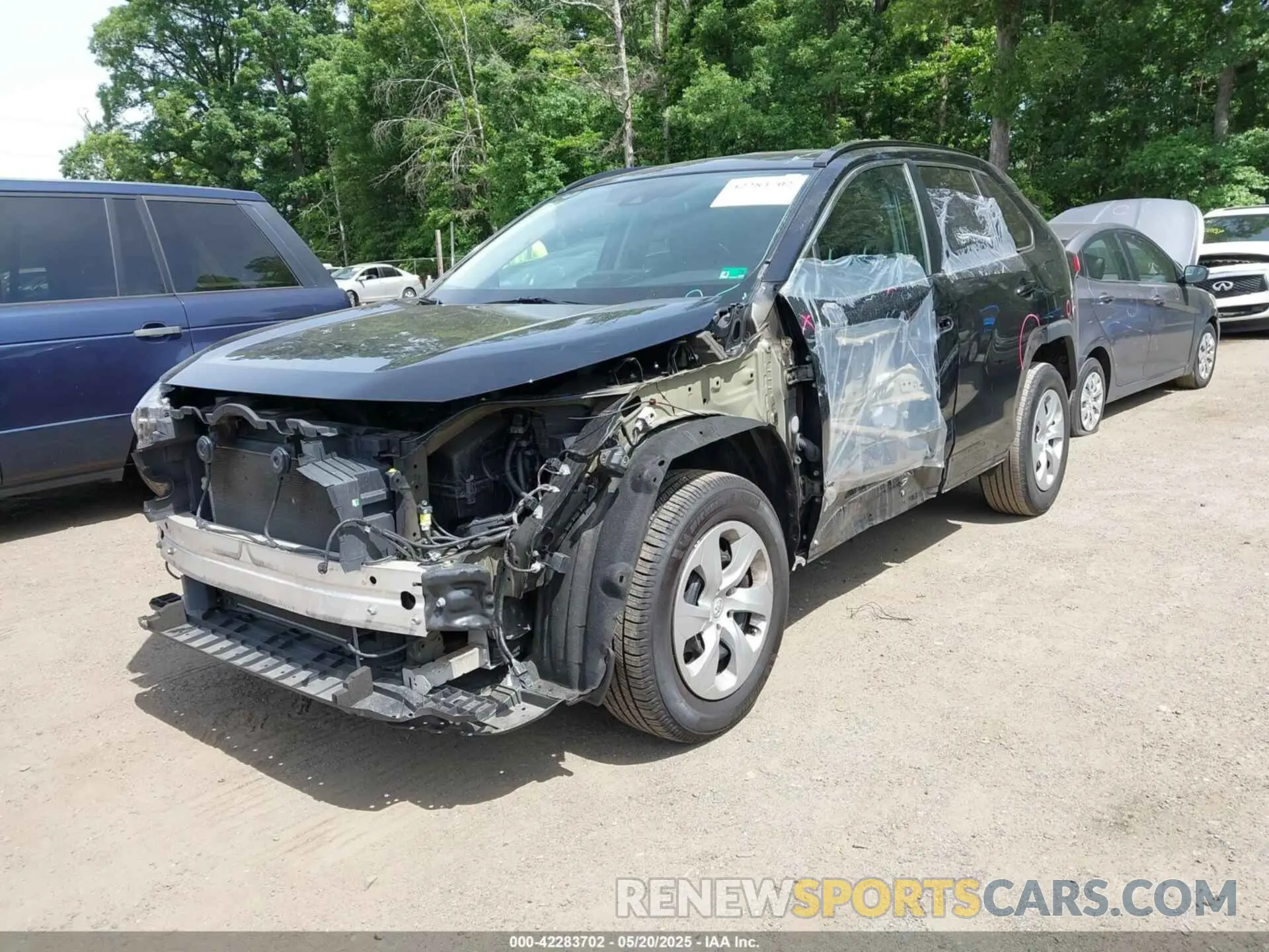 2 Photograph of a damaged car 2T3H1RFV9KC020674 TOYOTA RAV4 2019