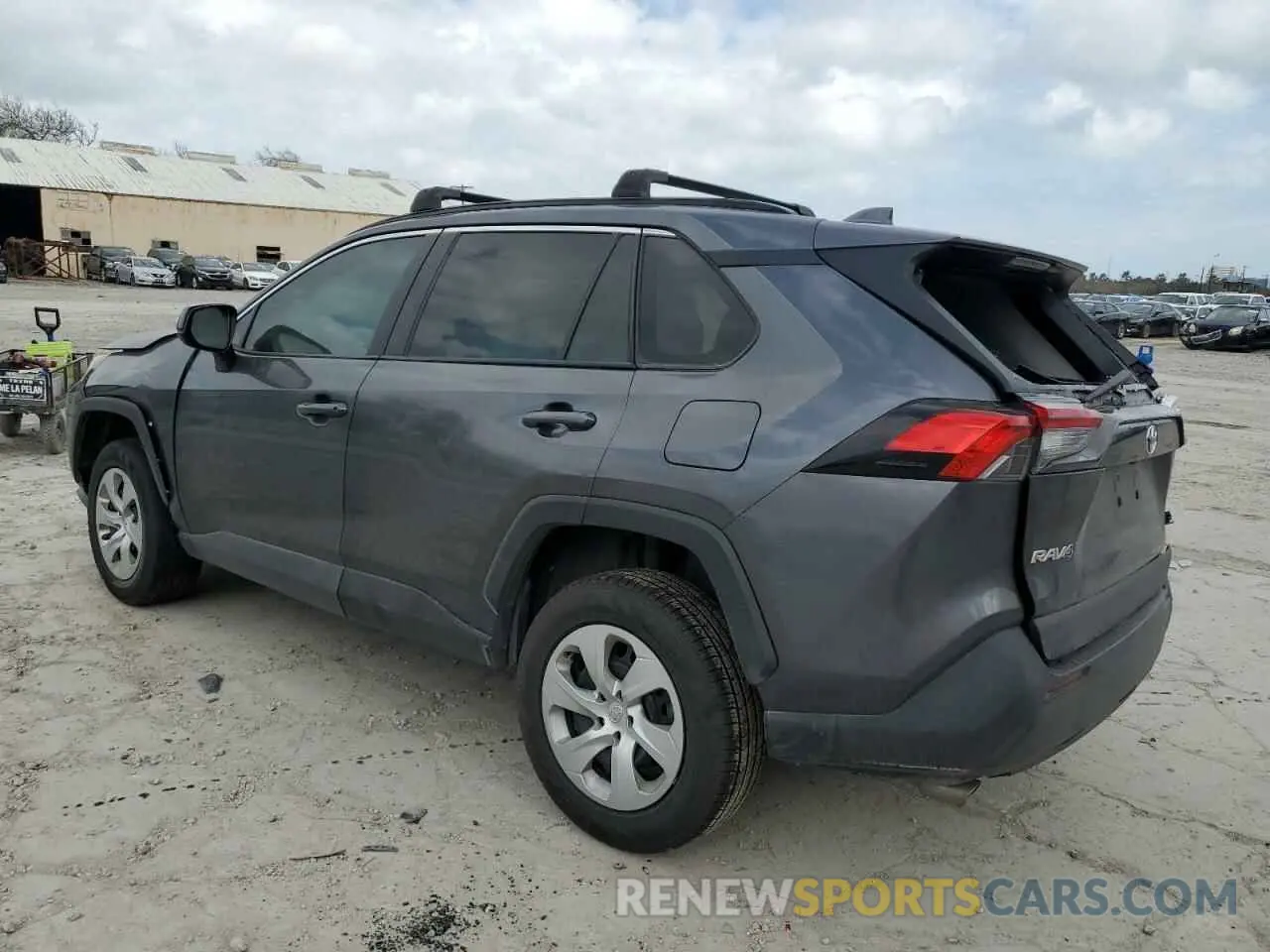 2 Photograph of a damaged car 2T3H1RFV9KC020707 TOYOTA RAV4 2019