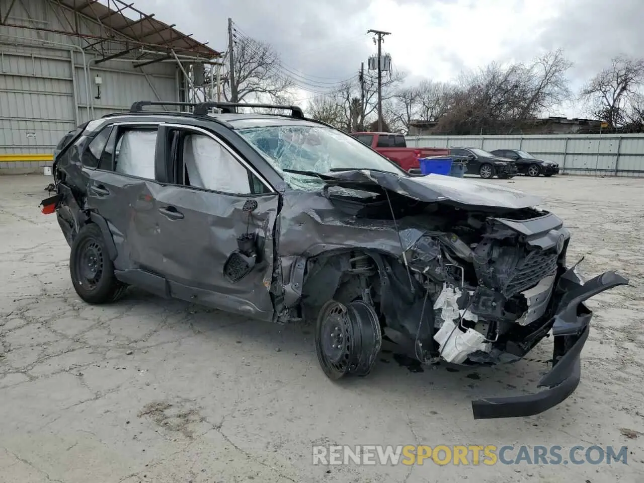 4 Photograph of a damaged car 2T3H1RFV9KC020707 TOYOTA RAV4 2019