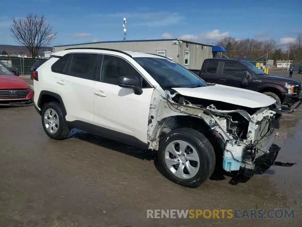 4 Photograph of a damaged car 2T3H1RFV9KC025325 TOYOTA RAV4 2019