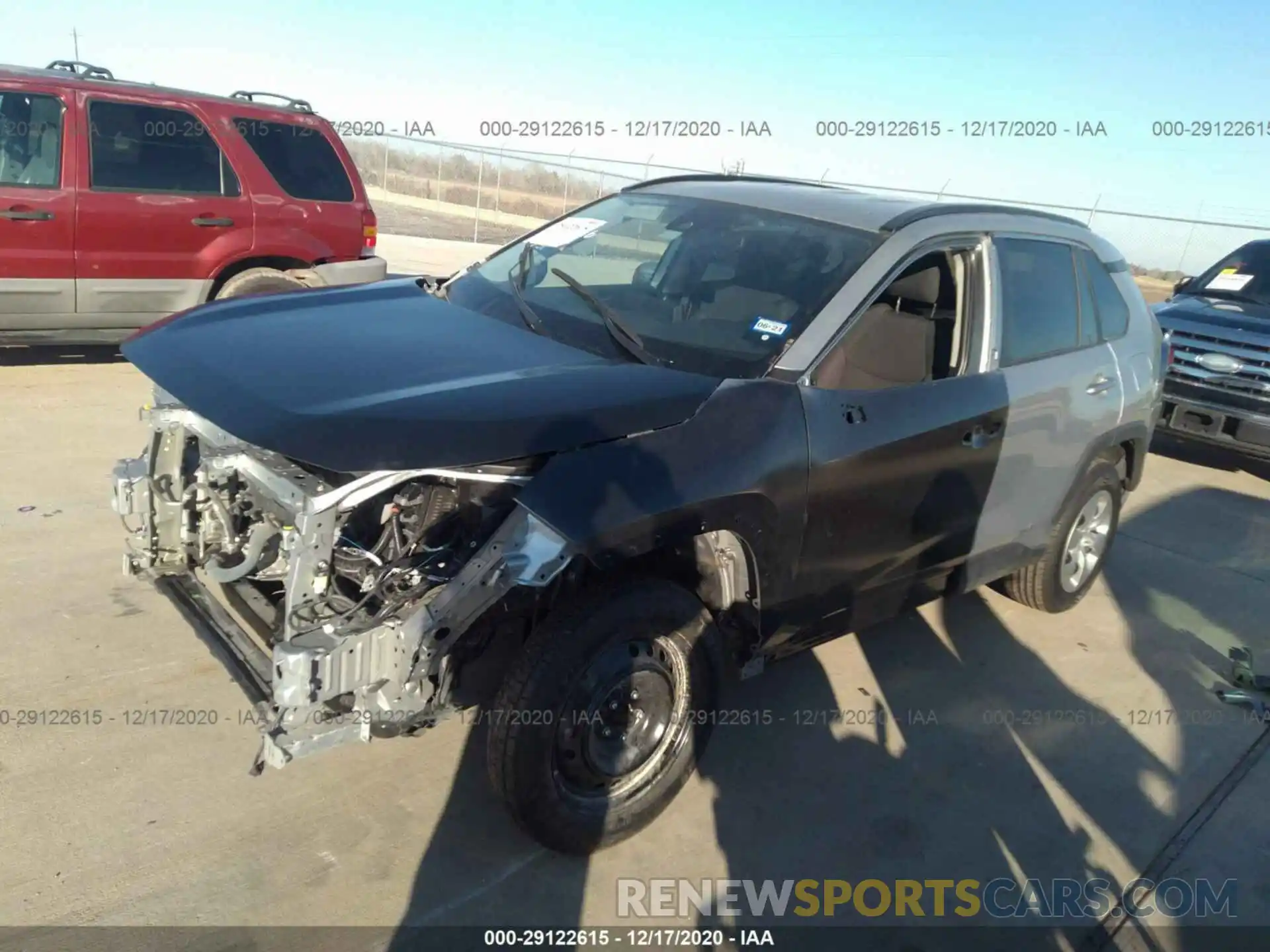 2 Photograph of a damaged car 2T3H1RFV9KW007910 TOYOTA RAV4 2019