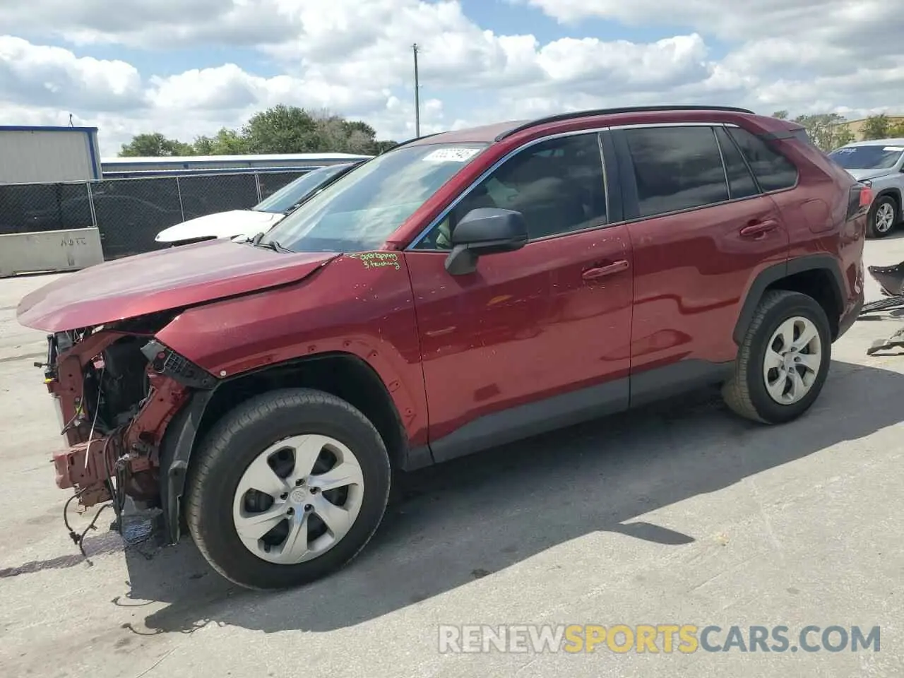 1 Photograph of a damaged car 2T3H1RFV9KW036503 TOYOTA RAV4 2019