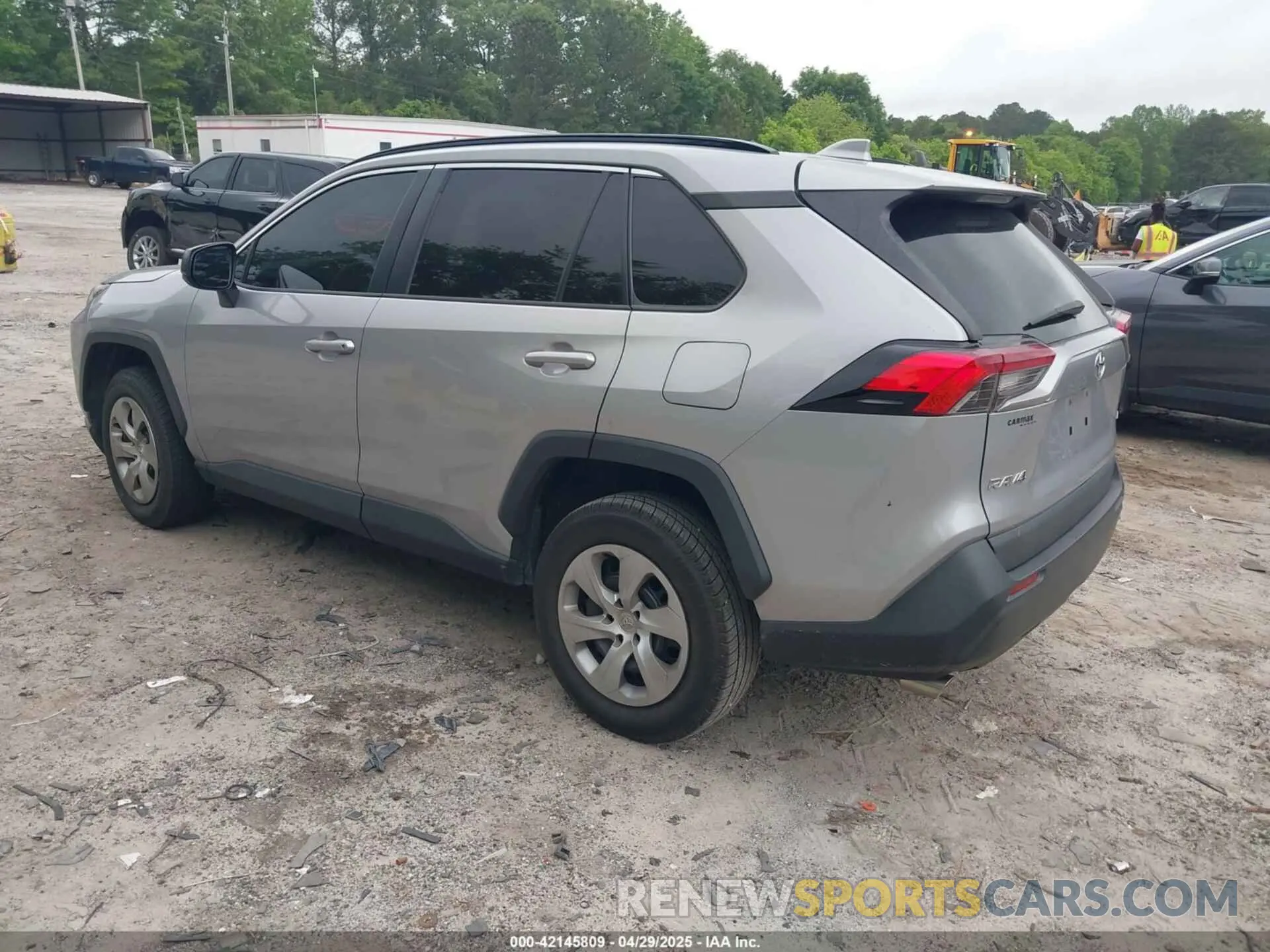 3 Photograph of a damaged car 2T3H1RFV9KW038705 TOYOTA RAV4 2019
