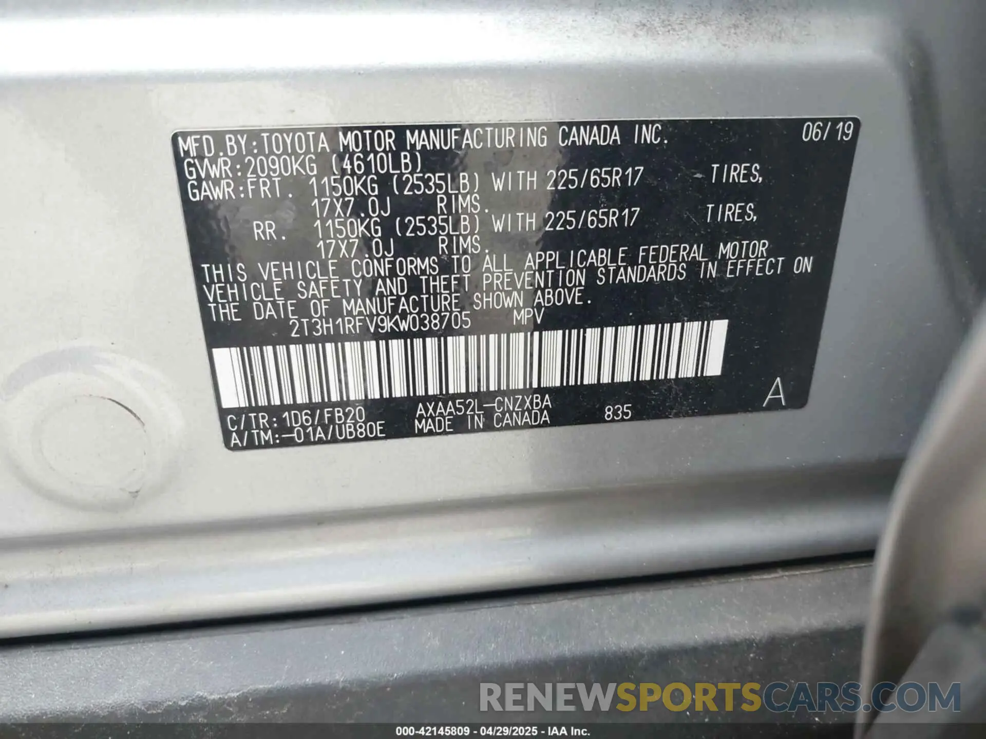 9 Photograph of a damaged car 2T3H1RFV9KW038705 TOYOTA RAV4 2019
