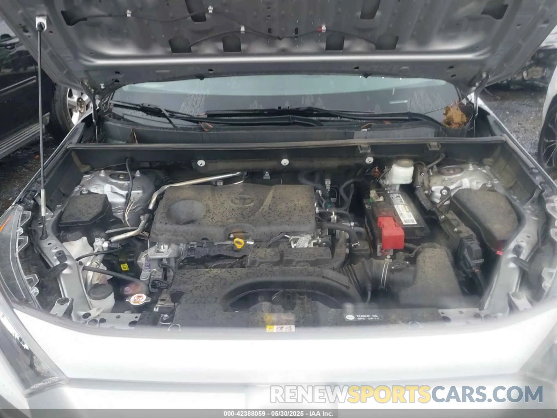 10 Photograph of a damaged car 2T3H1RFV9KW043189 TOYOTA RAV4 2019