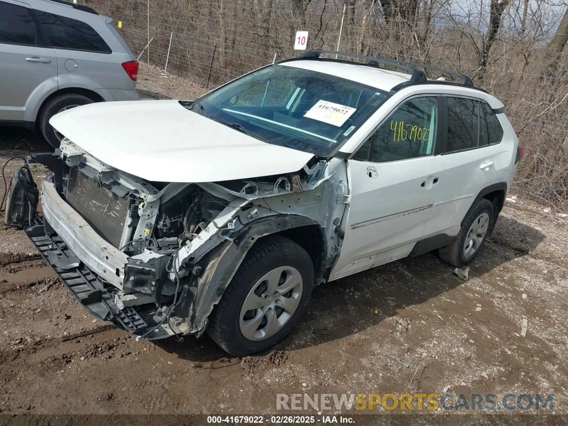2 Photograph of a damaged car 2T3H1RFV9KW045248 TOYOTA RAV4 2019