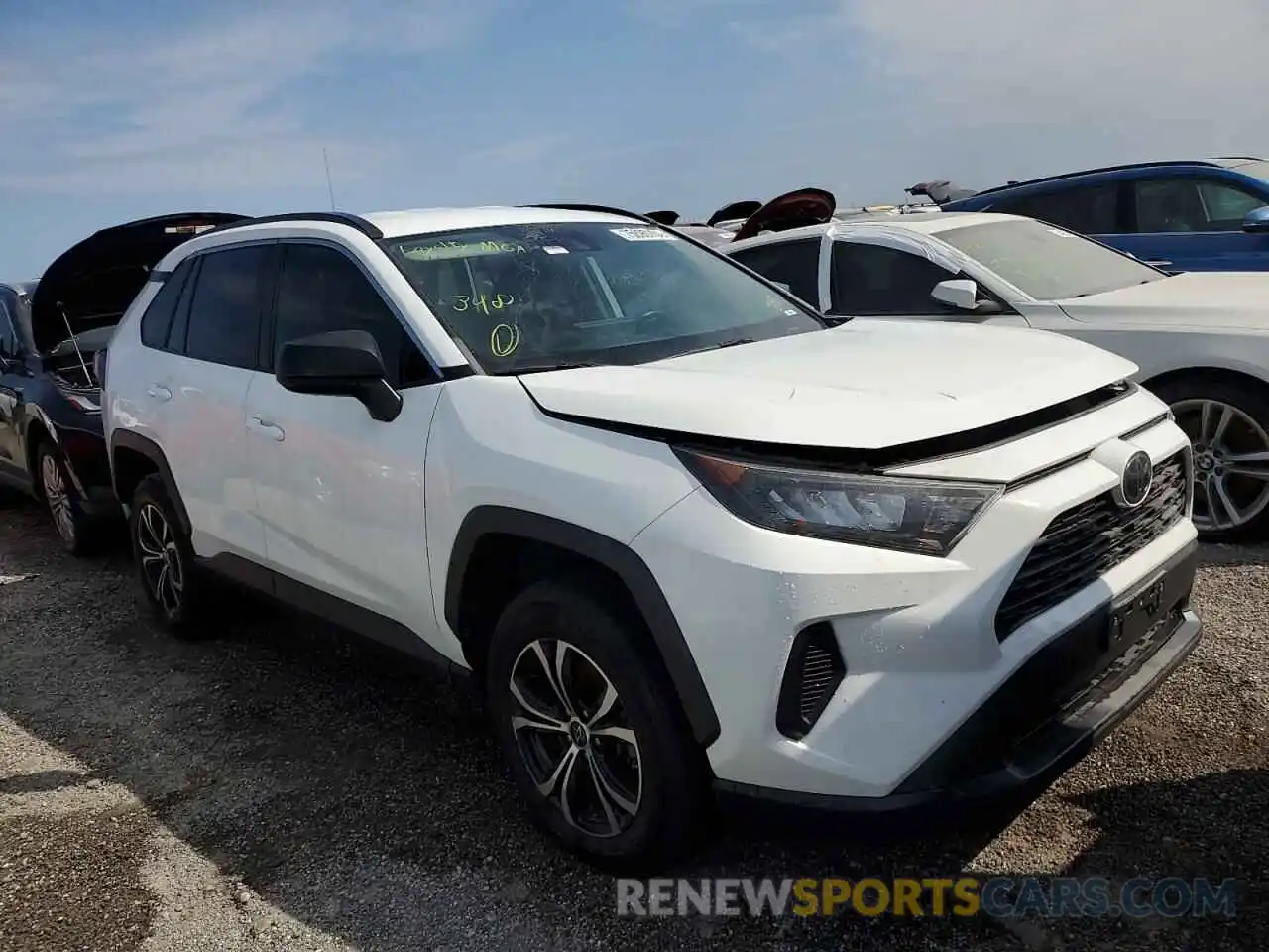 4 Photograph of a damaged car 2T3H1RFV9KW052376 TOYOTA RAV4 2019