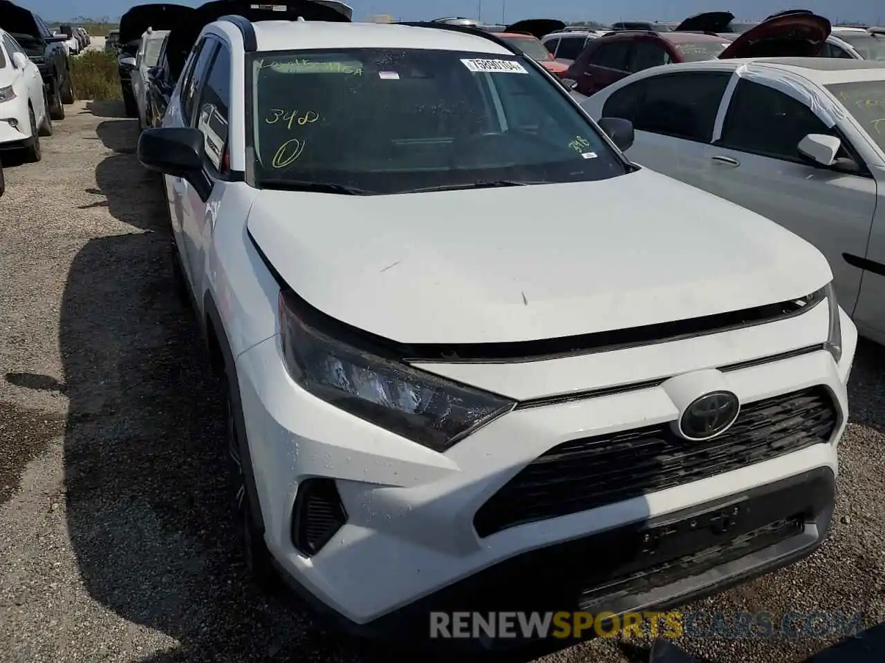 5 Photograph of a damaged car 2T3H1RFV9KW052376 TOYOTA RAV4 2019