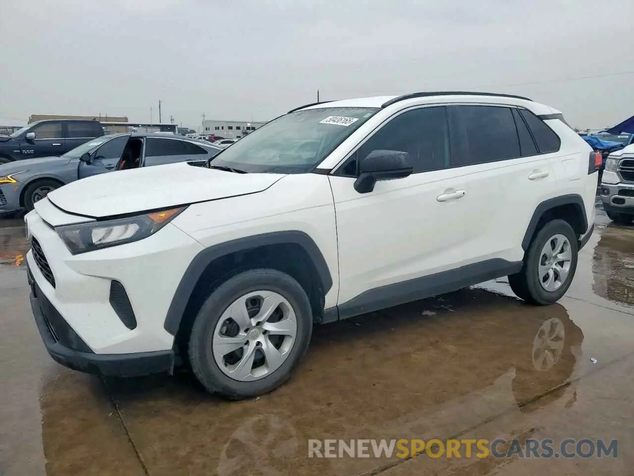 1 Photograph of a damaged car 2T3H1RFVXKC020456 TOYOTA RAV4 2019