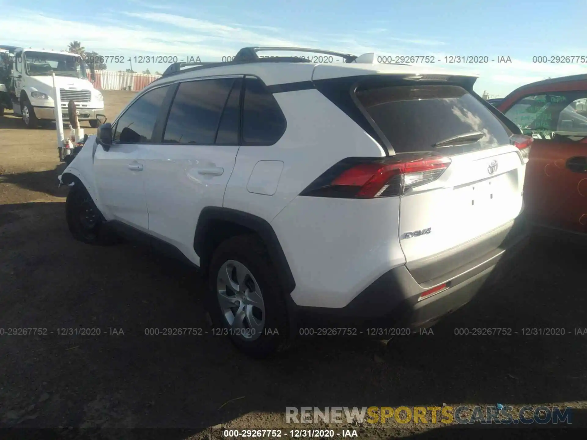 3 Photograph of a damaged car 2T3H1RFVXKC030274 TOYOTA RAV4 2019