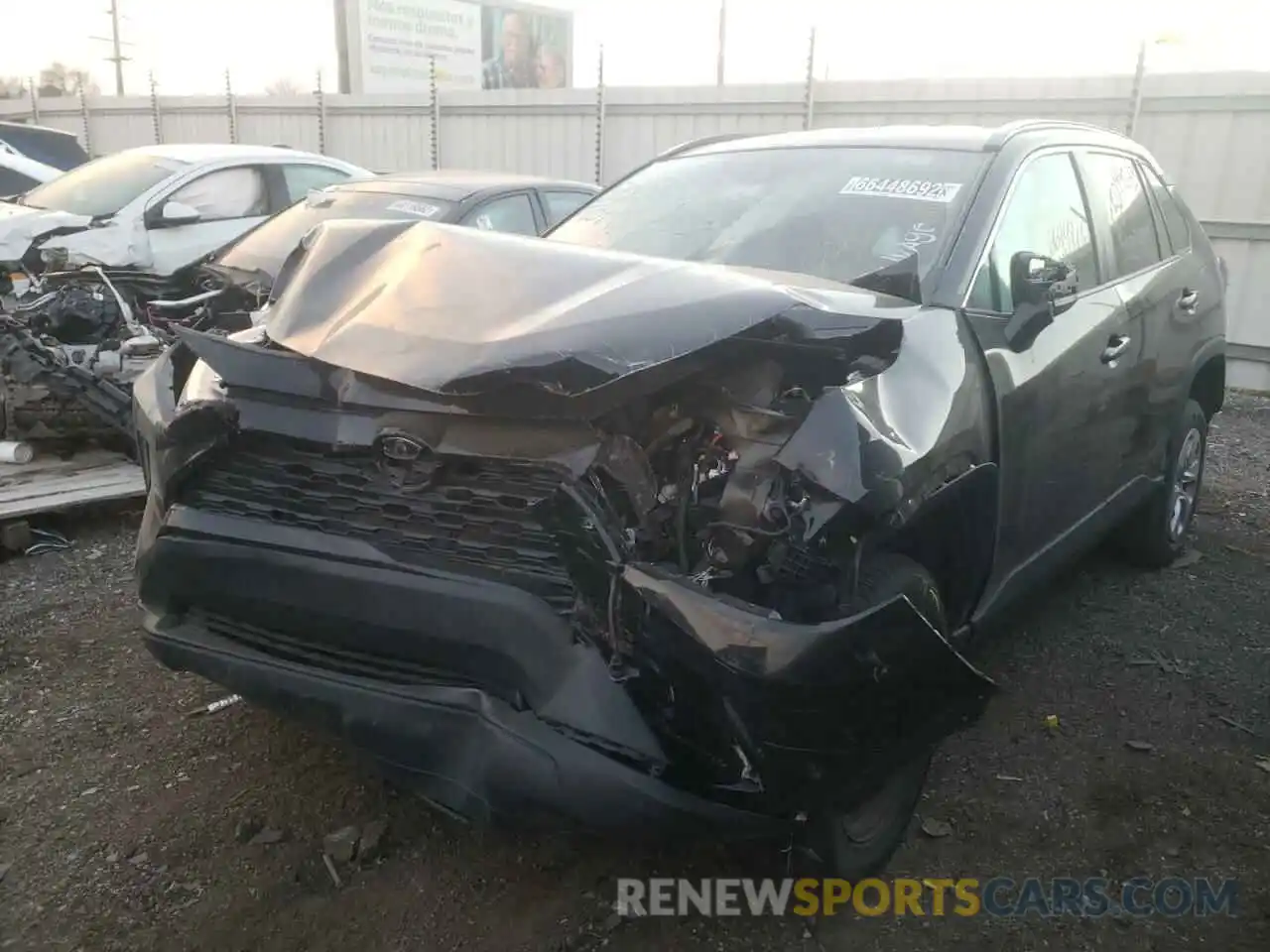 1 Photograph of a damaged car 2T3H1RFVXKW013201 TOYOTA RAV4 2019