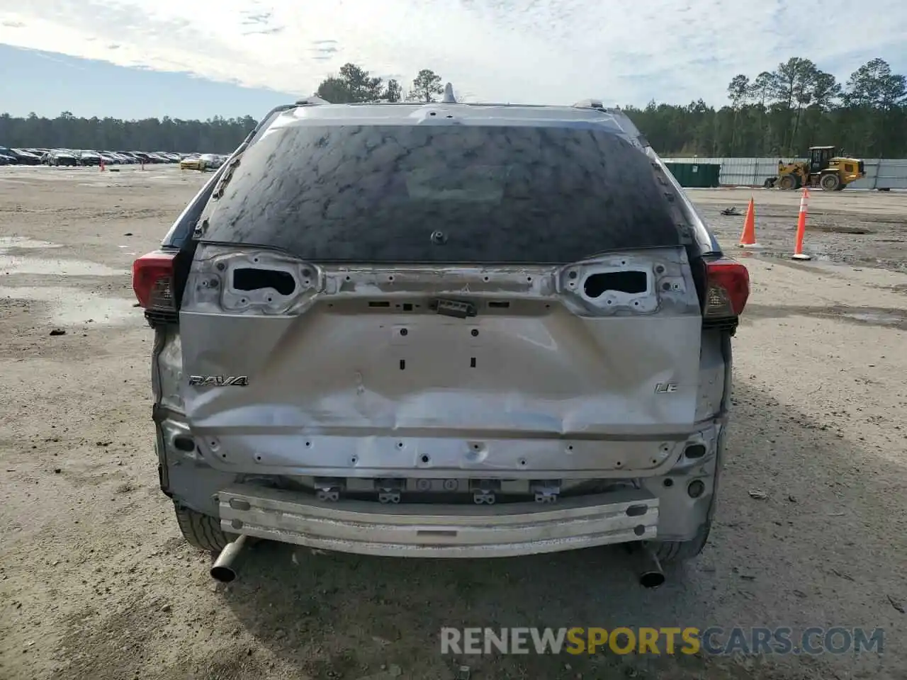 6 Photograph of a damaged car 2T3H1RFVXKW016549 TOYOTA RAV4 2019