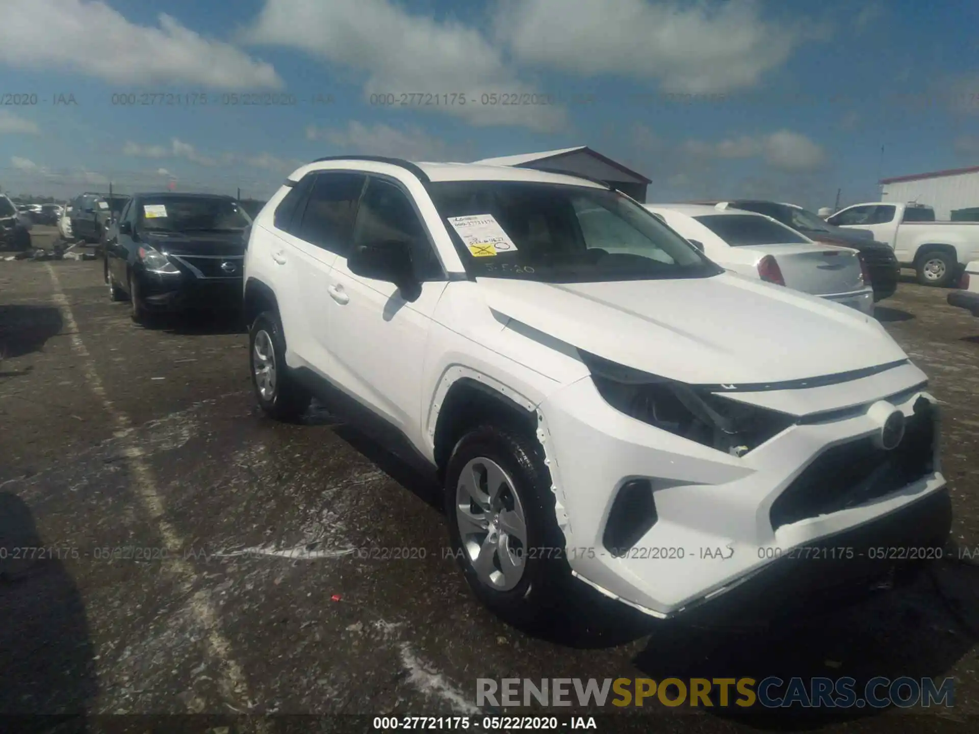 1 Photograph of a damaged car 2T3H1RFVXKW018401 TOYOTA RAV4 2019