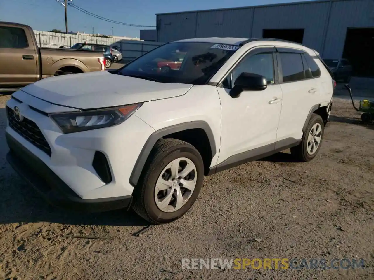 1 Photograph of a damaged car 2T3H1RFVXKW020732 TOYOTA RAV4 2019