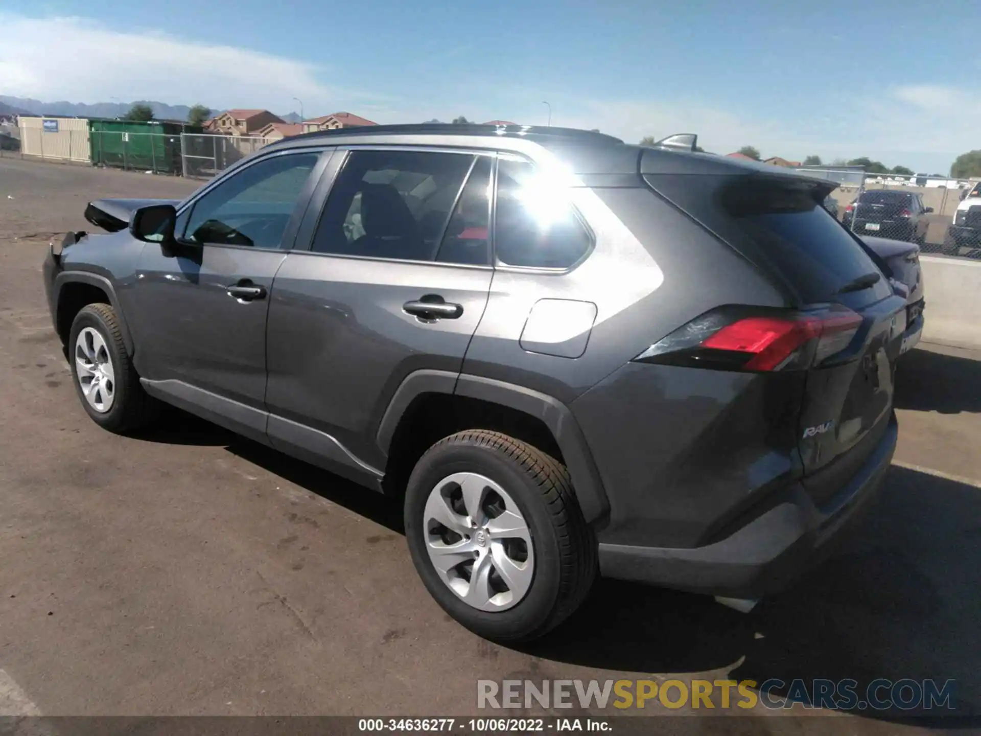 3 Photograph of a damaged car 2T3H1RFVXKW031830 TOYOTA RAV4 2019