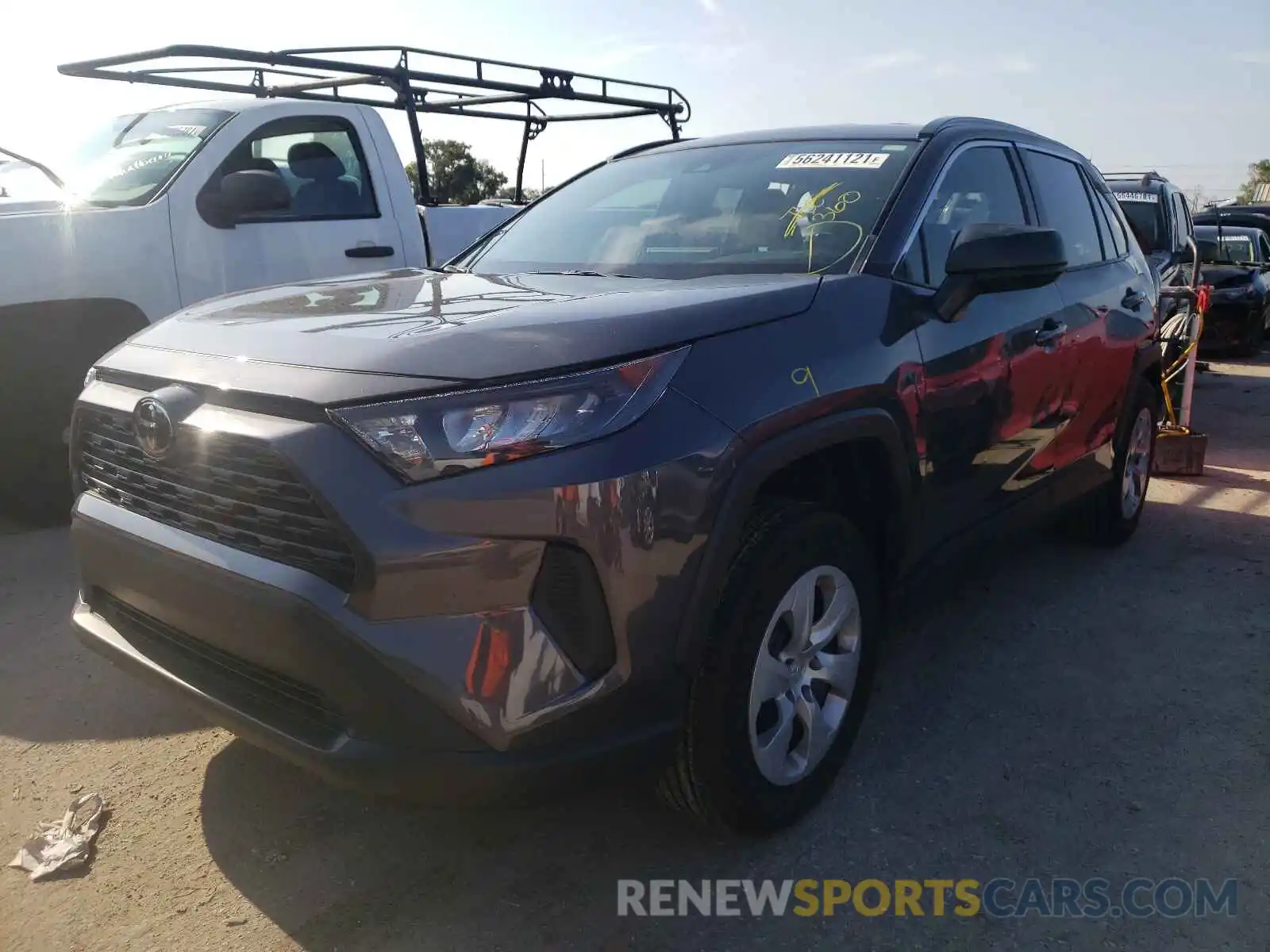 2 Photograph of a damaged car 2T3H1RFVXKW041211 TOYOTA RAV4 2019