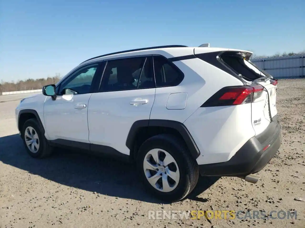 2 Photograph of a damaged car 2T3H1RFVXKW041760 TOYOTA RAV4 2019