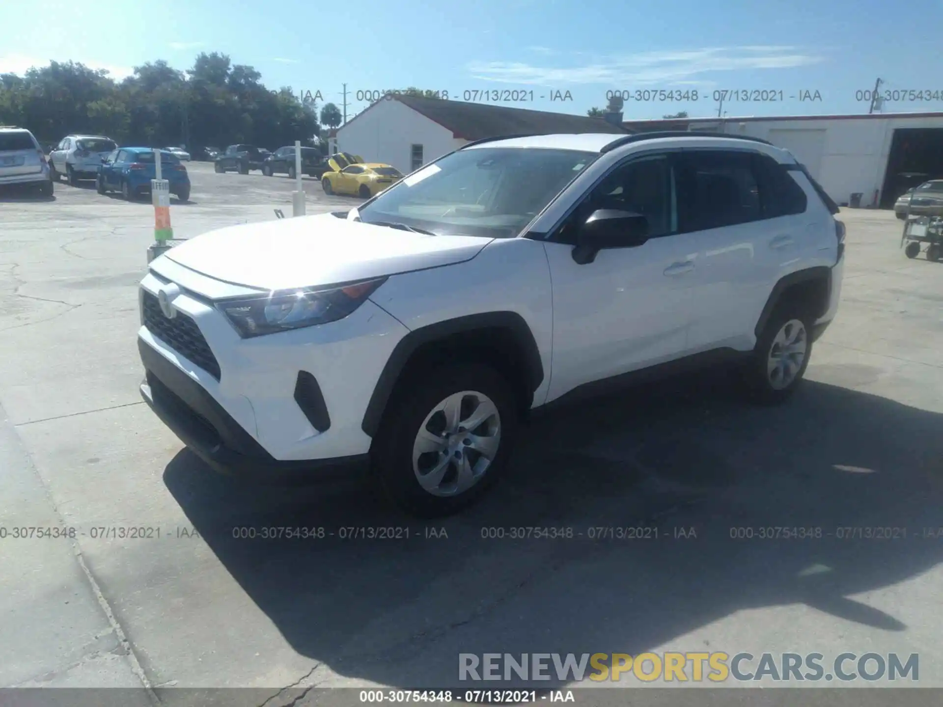 2 Photograph of a damaged car 2T3H1RFVXKW047297 TOYOTA RAV4 2019