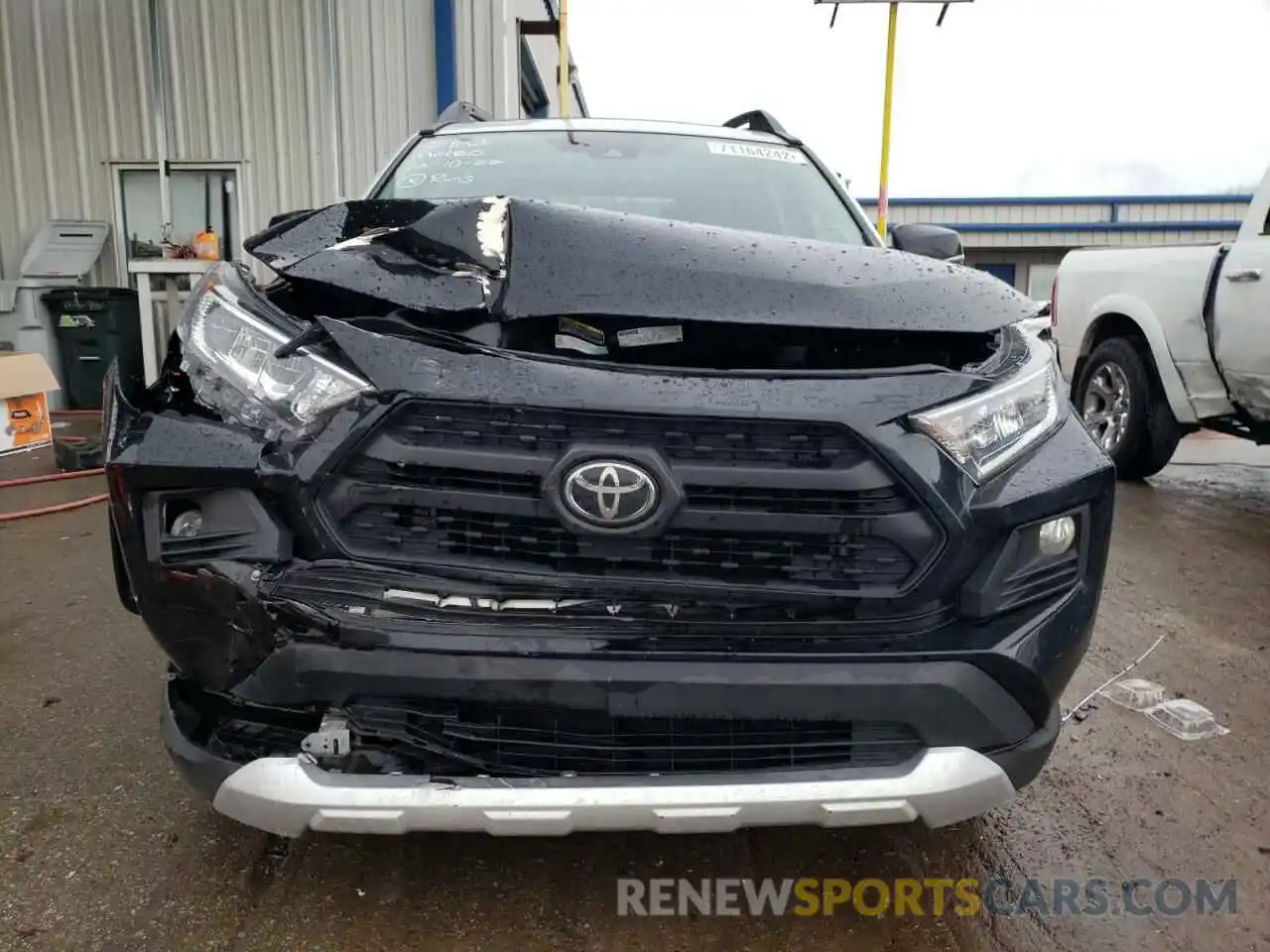 5 Photograph of a damaged car 2T3J1RFV0KC012402 TOYOTA RAV4 2019