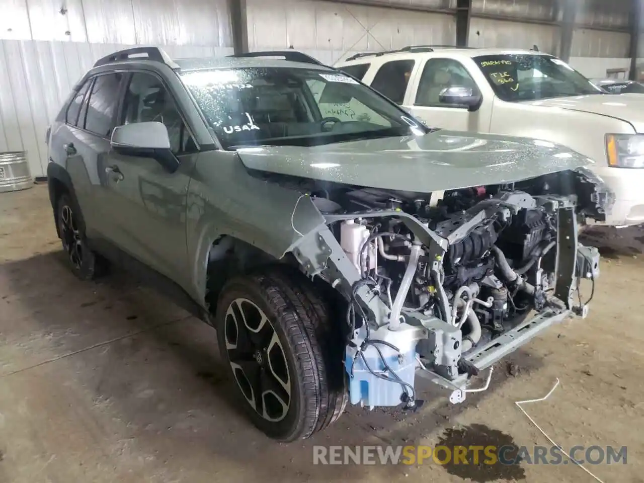 1 Photograph of a damaged car 2T3J1RFV0KC059753 TOYOTA RAV4 2019