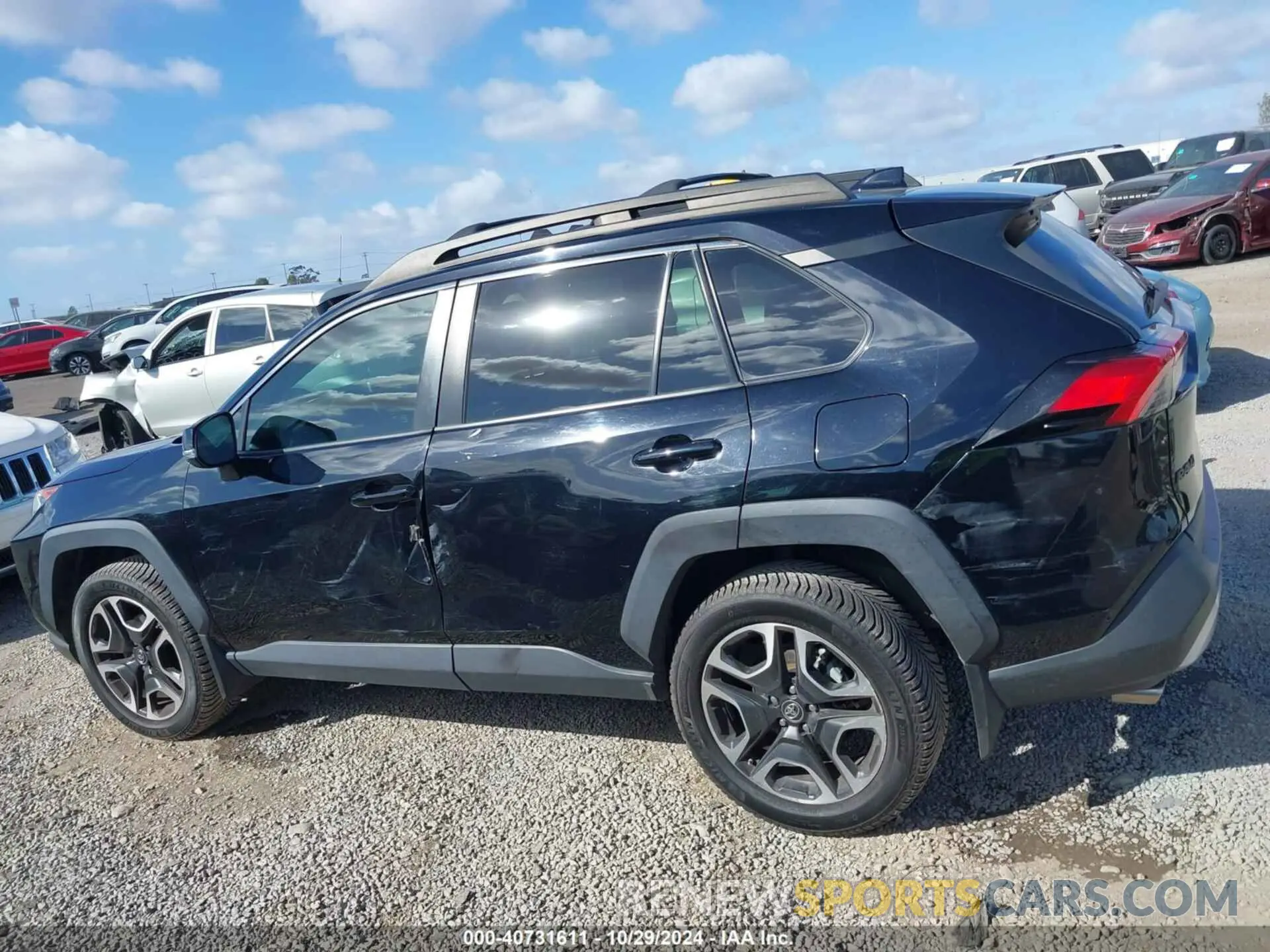 14 Photograph of a damaged car 2T3J1RFV0KW008655 TOYOTA RAV4 2019