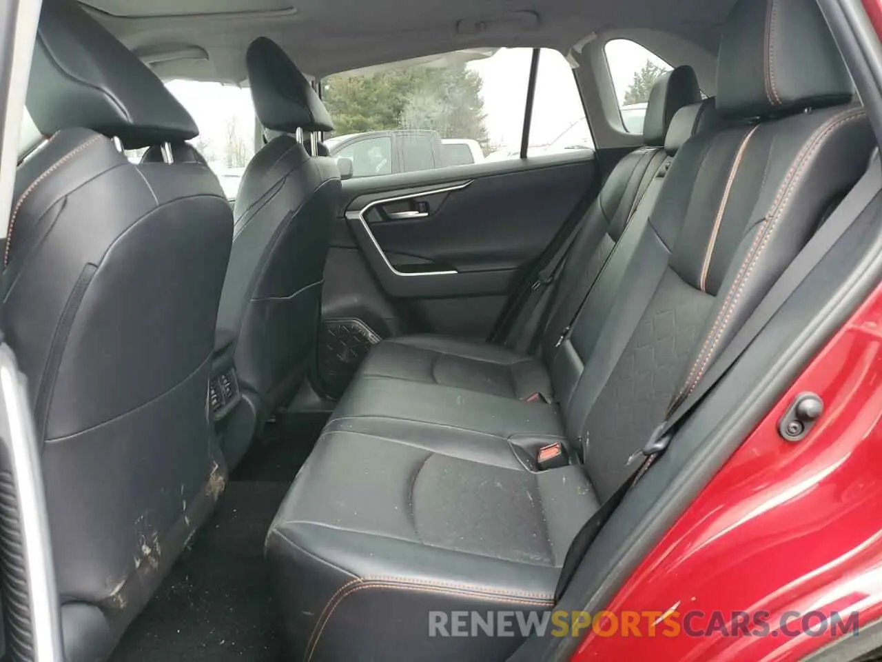 11 Photograph of a damaged car 2T3J1RFV0KW022961 TOYOTA RAV4 2019