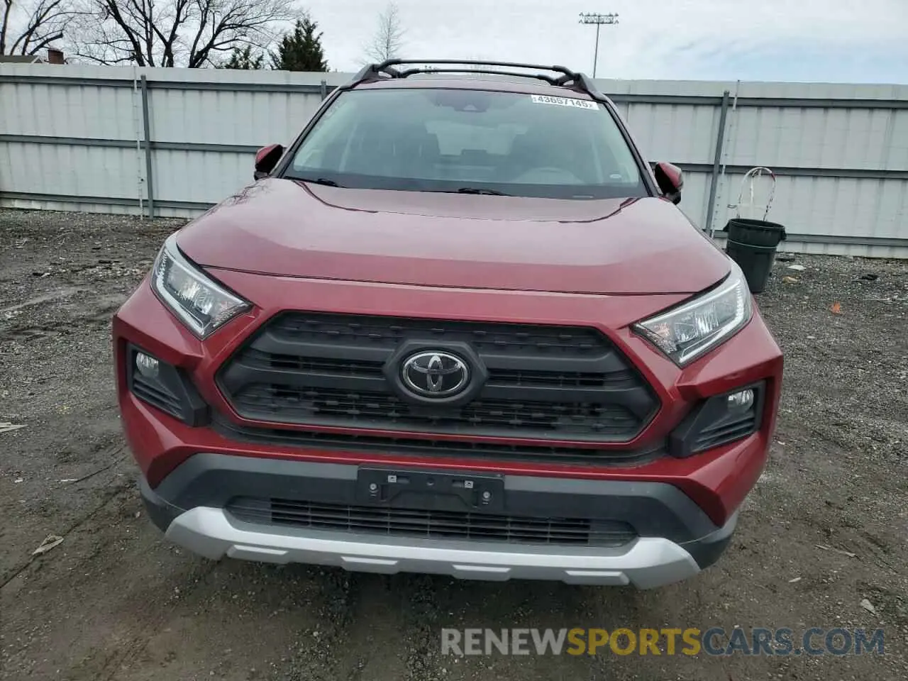 5 Photograph of a damaged car 2T3J1RFV0KW022961 TOYOTA RAV4 2019