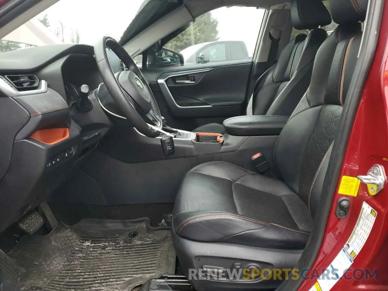 7 Photograph of a damaged car 2T3J1RFV0KW022961 TOYOTA RAV4 2019