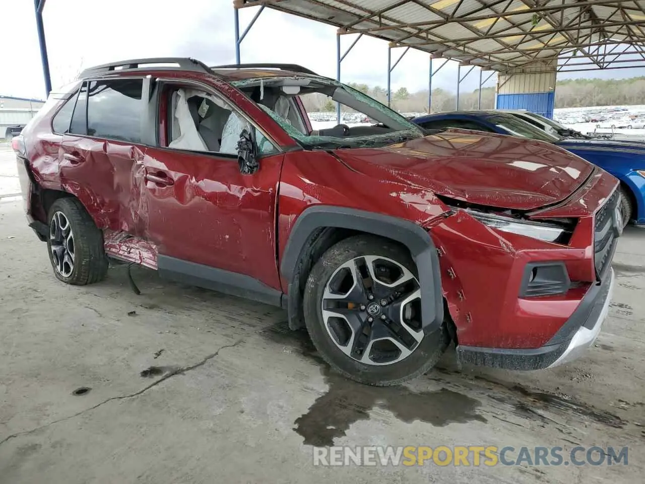 4 Photograph of a damaged car 2T3J1RFV0KW033331 TOYOTA RAV4 2019